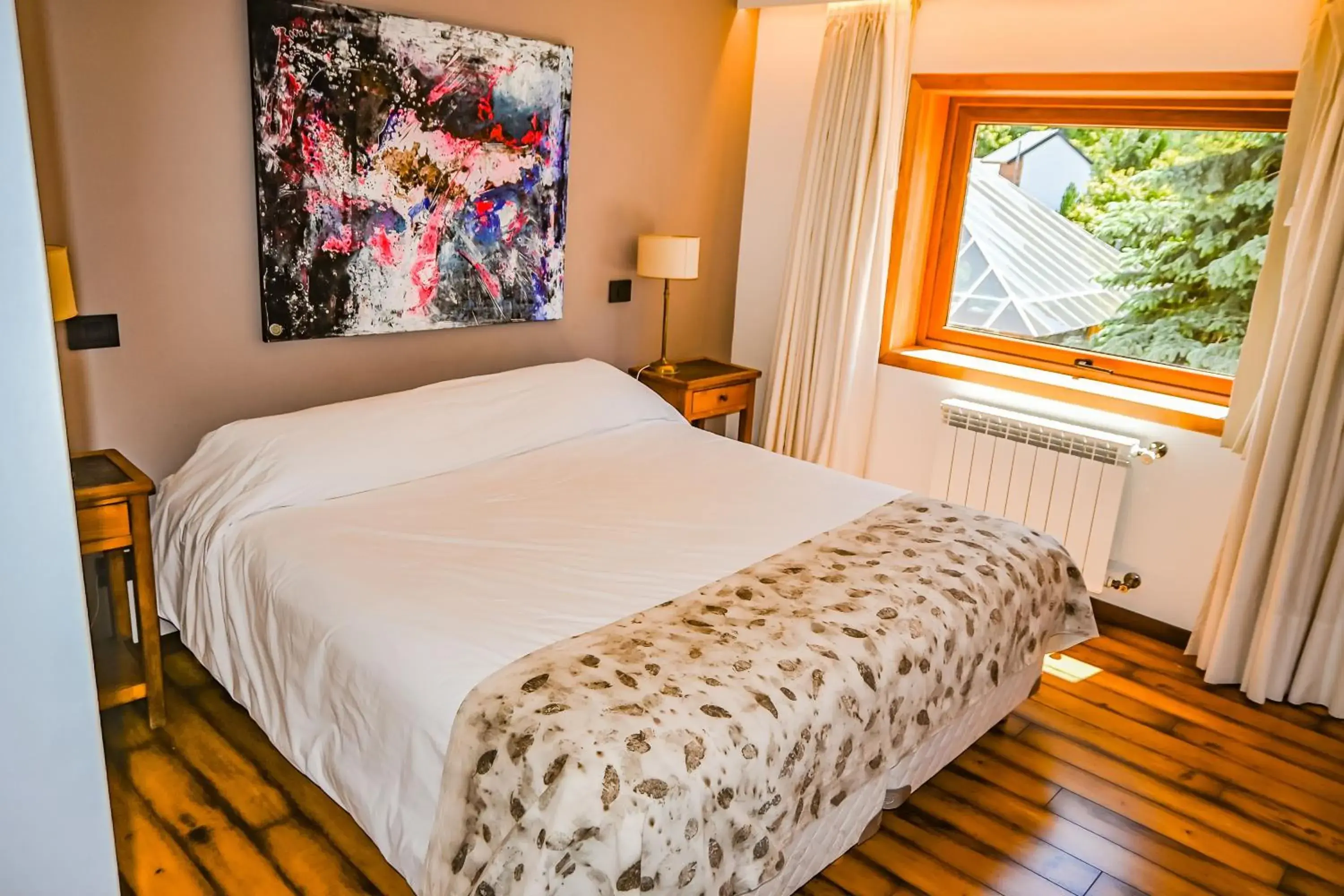 Double Room - single occupancy in Hotel & Spa La Cheminée Double Room - single occupancy in Hotel & Spa La Cheminée