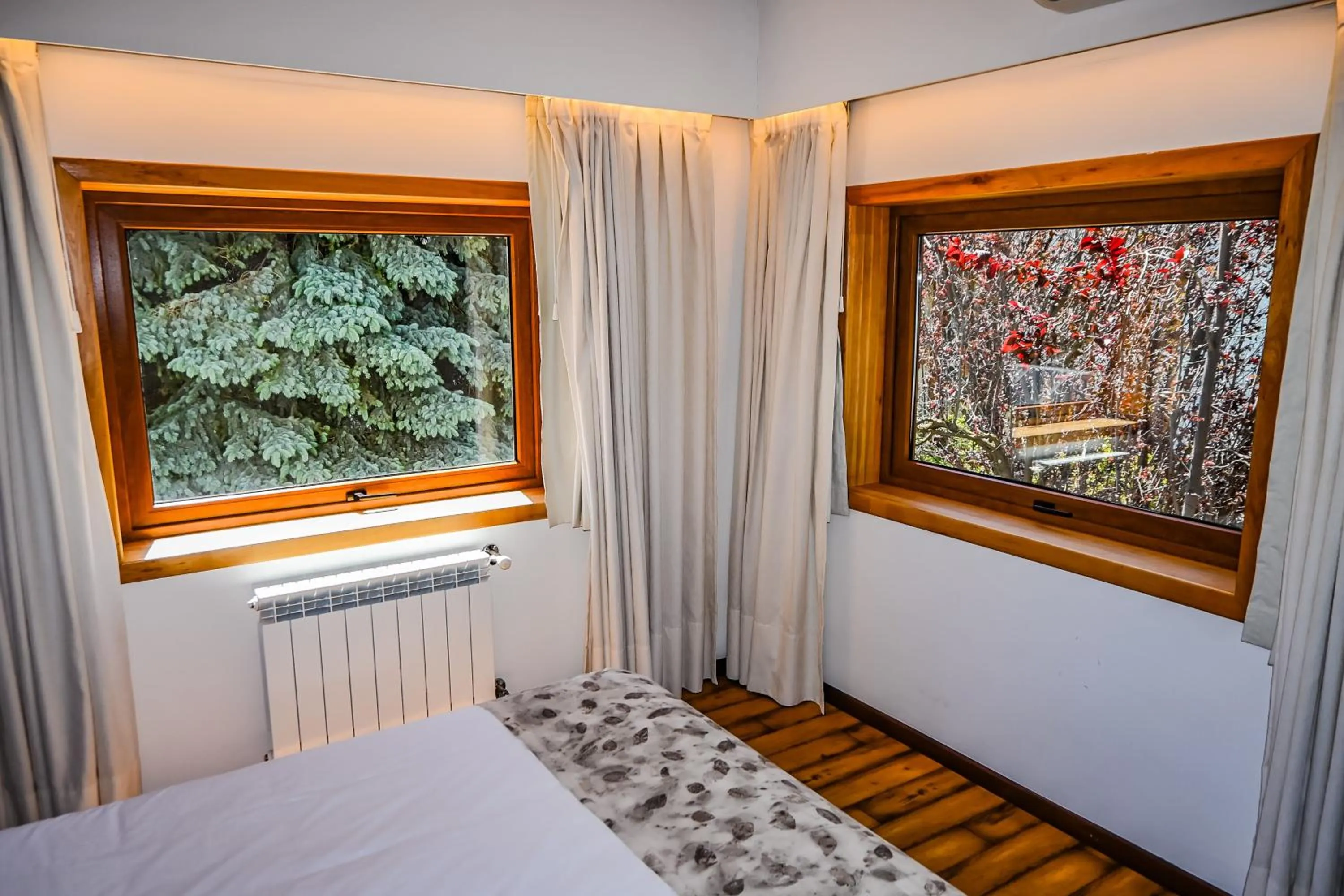 Photo of the whole room, Bed in Hotel & Spa La Cheminée