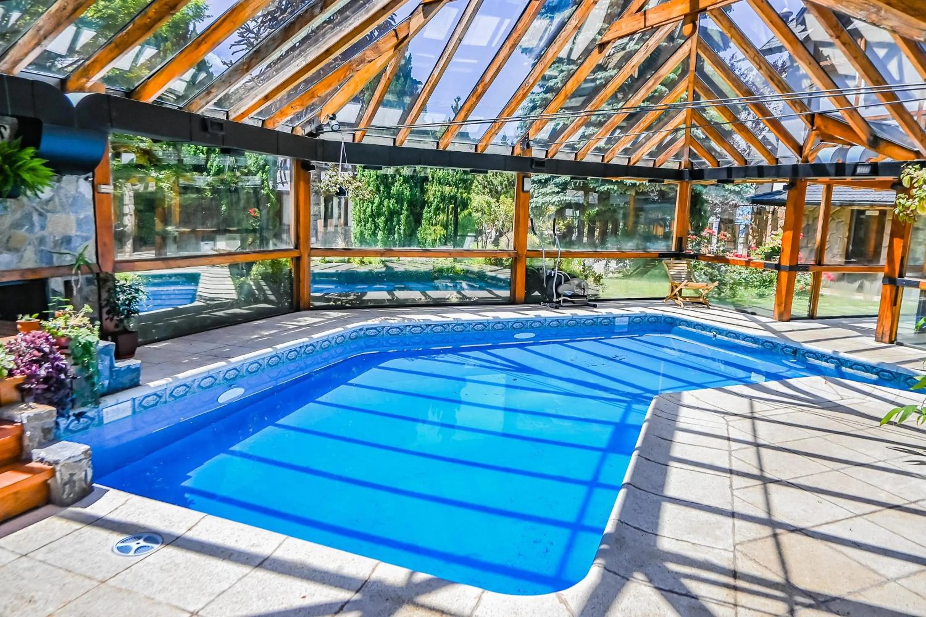 Swimming pool in Hotel & Spa La Cheminée
