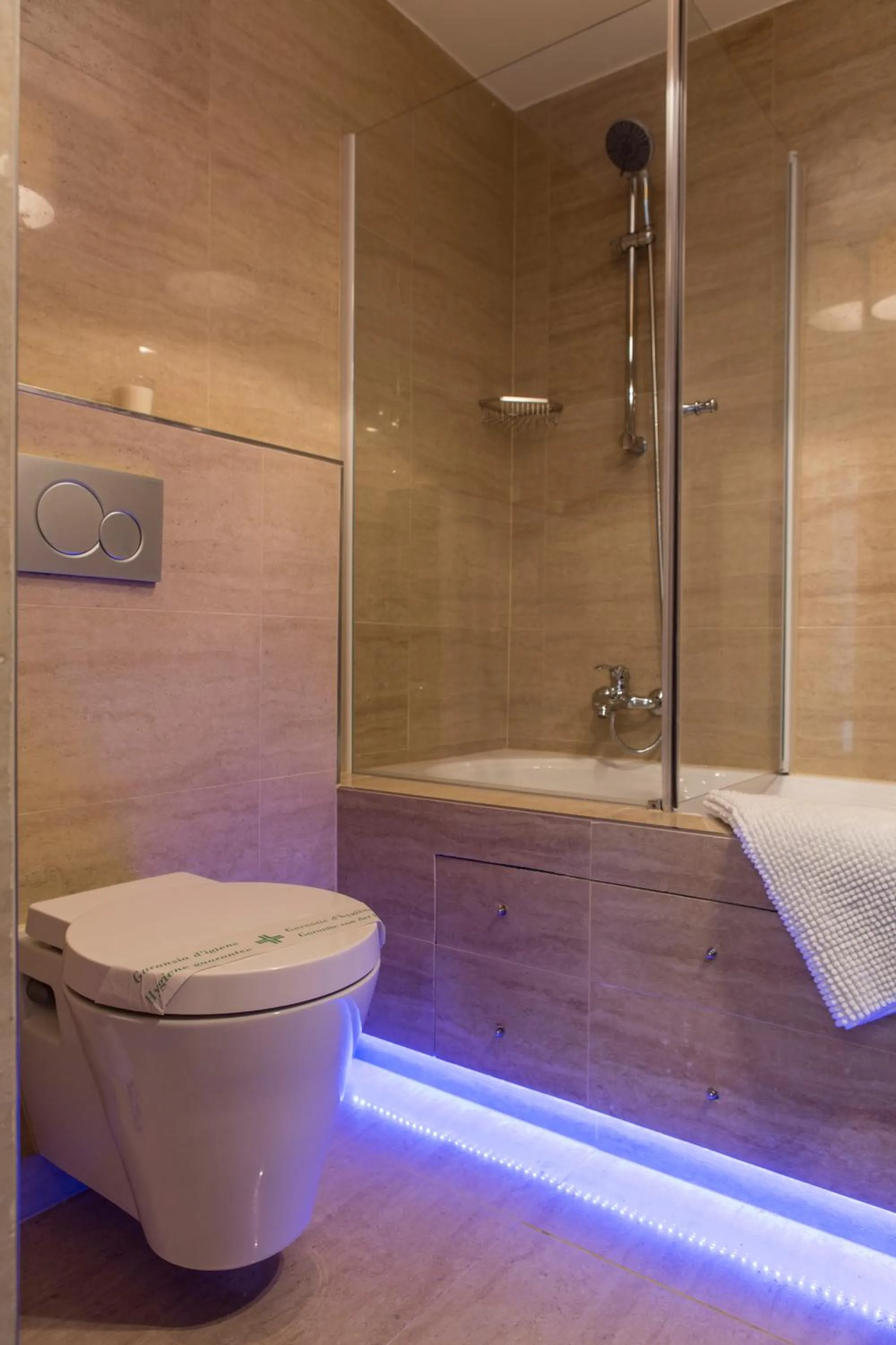 Bathroom in The Queen Luxury Apartments - Villa Marilyn