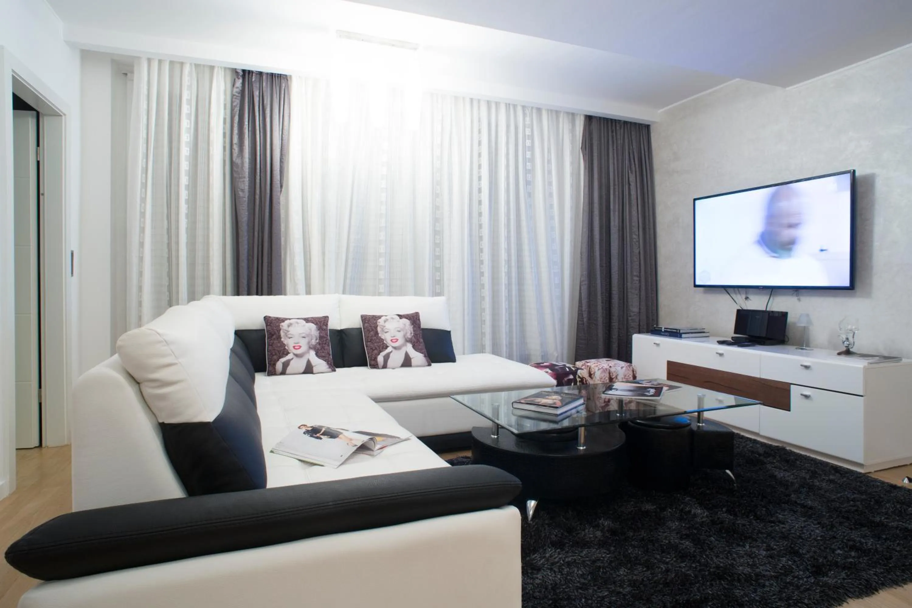 Seating area in The Queen Luxury Apartments - Villa Marilyn