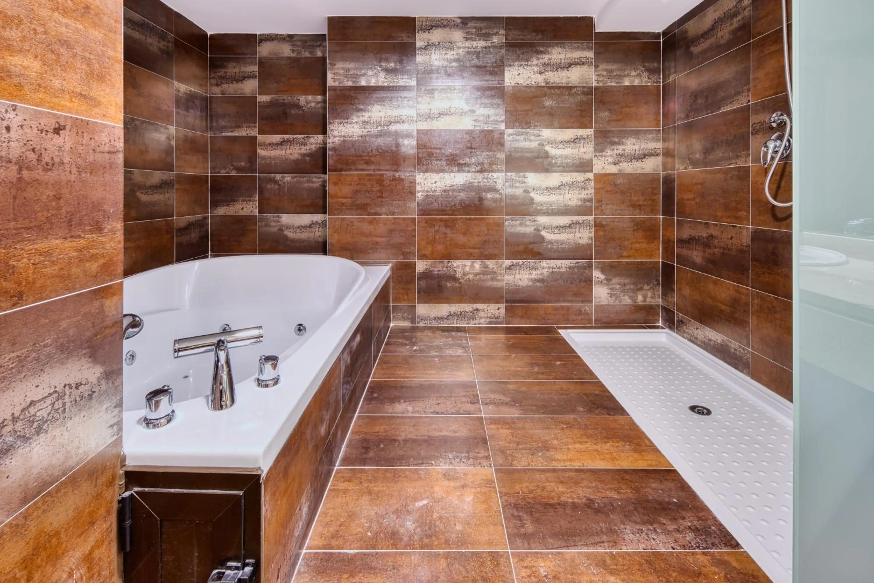 Shower in Checkin Madrid Móstoles