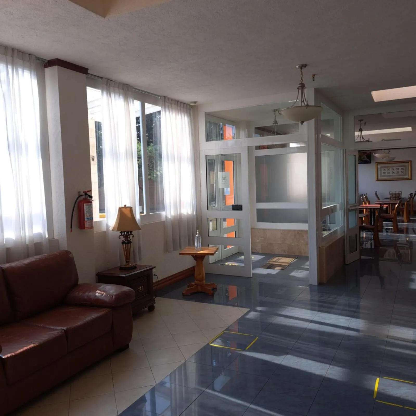 Lobby or reception in Howard Johnson by Wyndham Toluca