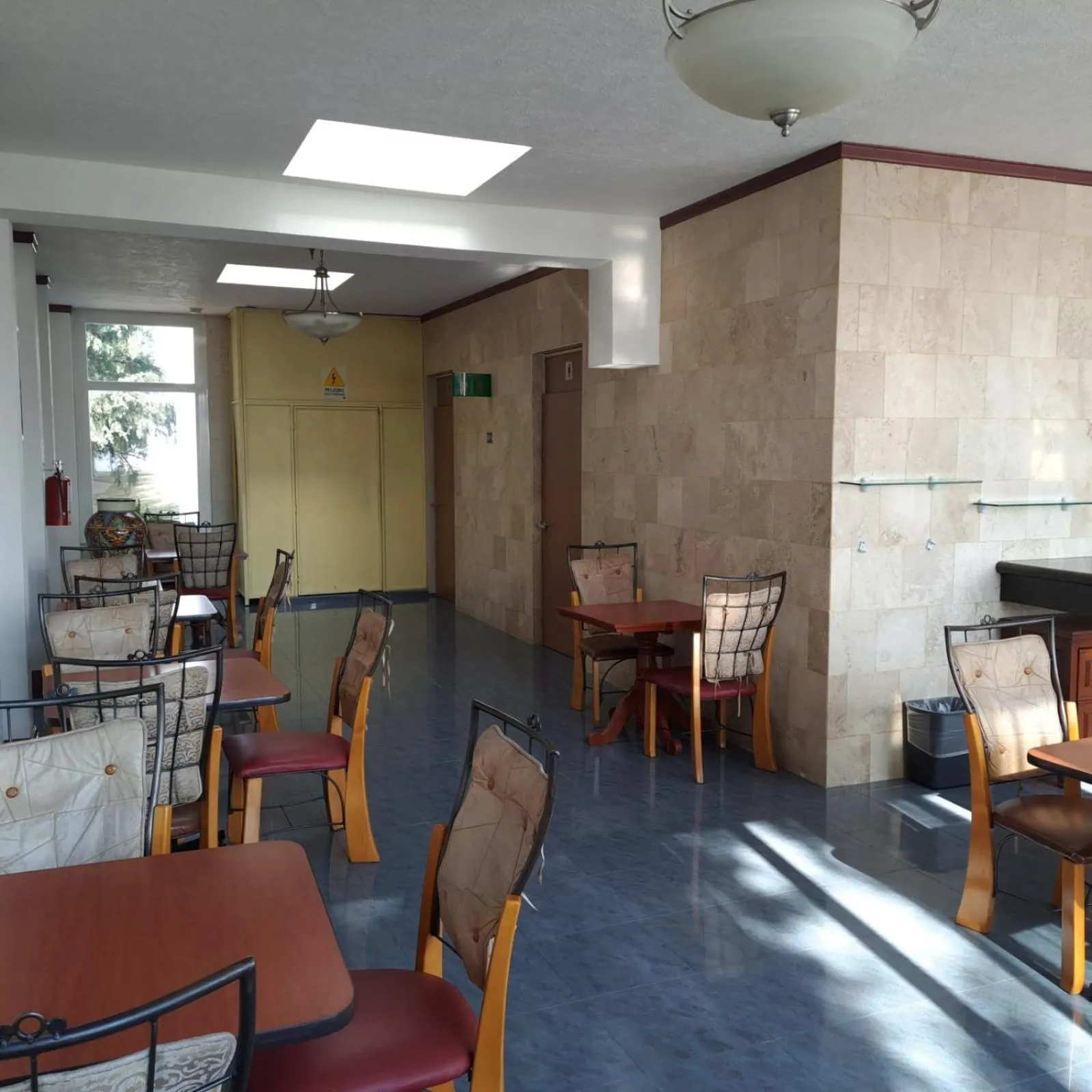 Restaurant/places to eat in Howard Johnson by Wyndham Toluca