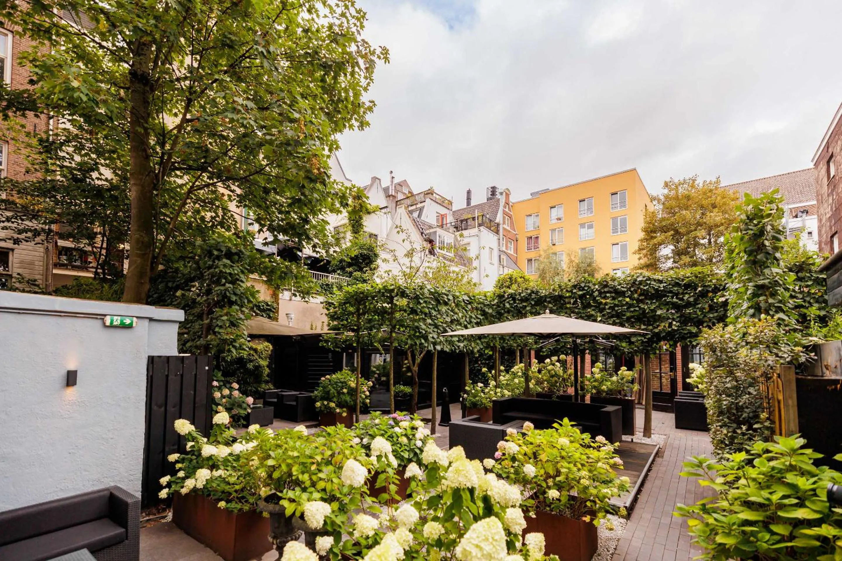Garden in The Pavilions Amsterdam, The Toren