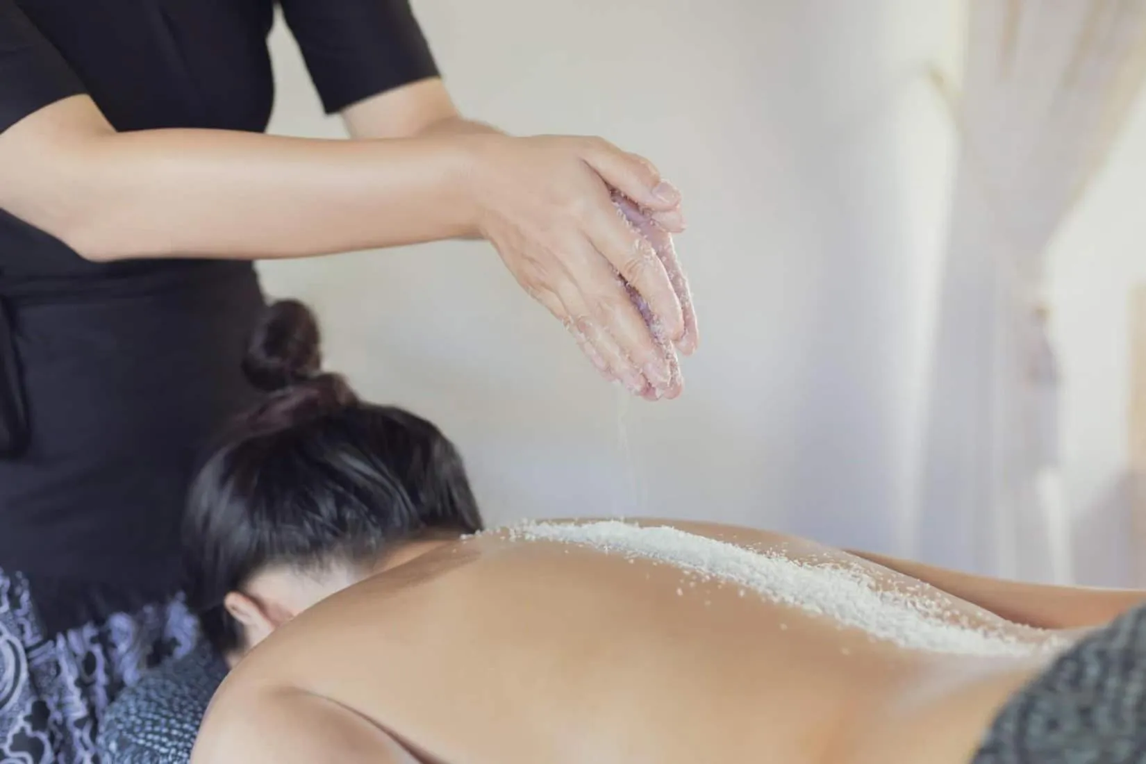 Massage in The Pavilions Amsterdam, The Toren