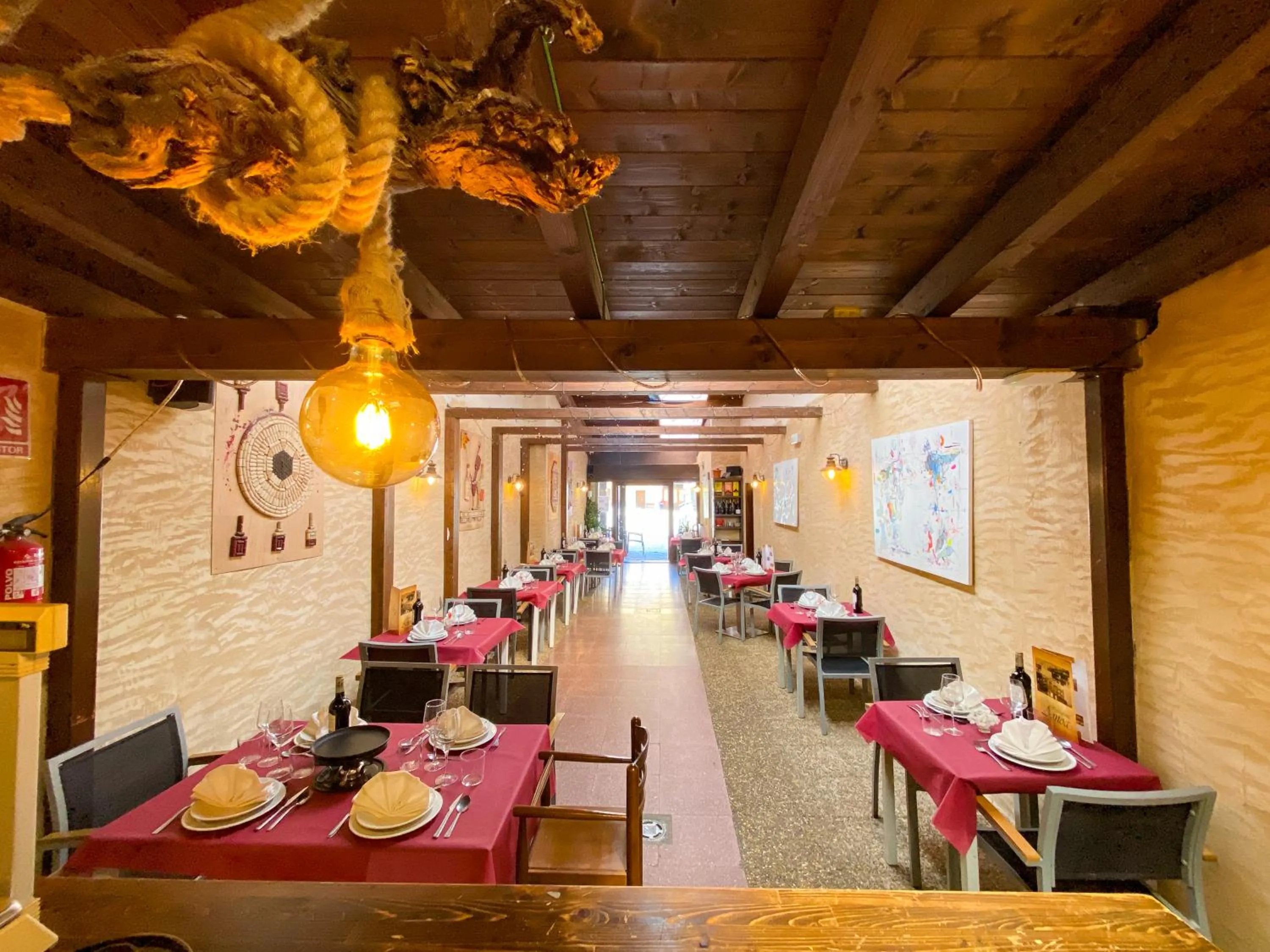 Lounge or bar in Hostal Ainoa