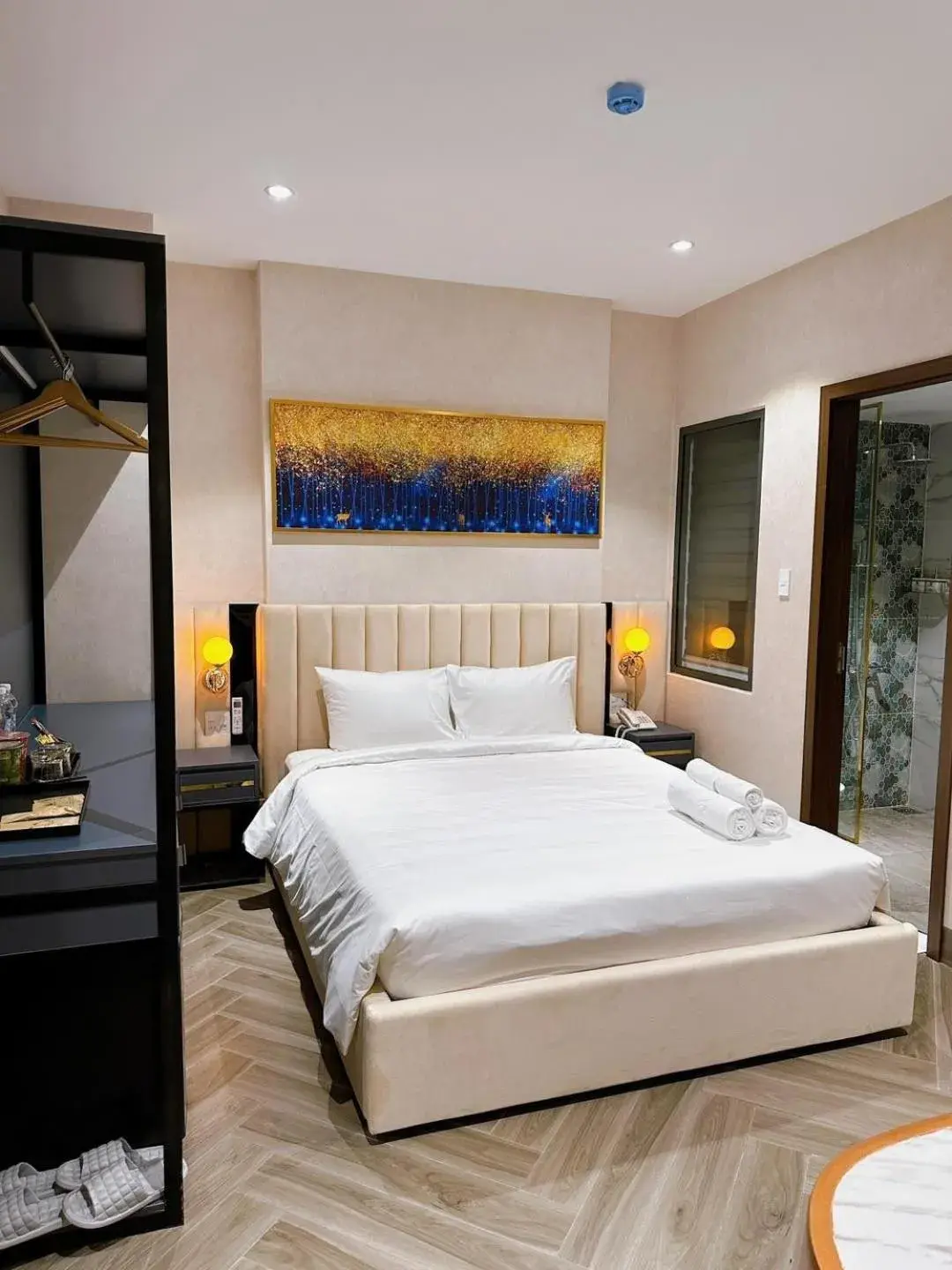 Standard Double Room in La Beaute Hotel Quy Nhơn Standard Double Room in La Beaute Hotel Quy Nhơn