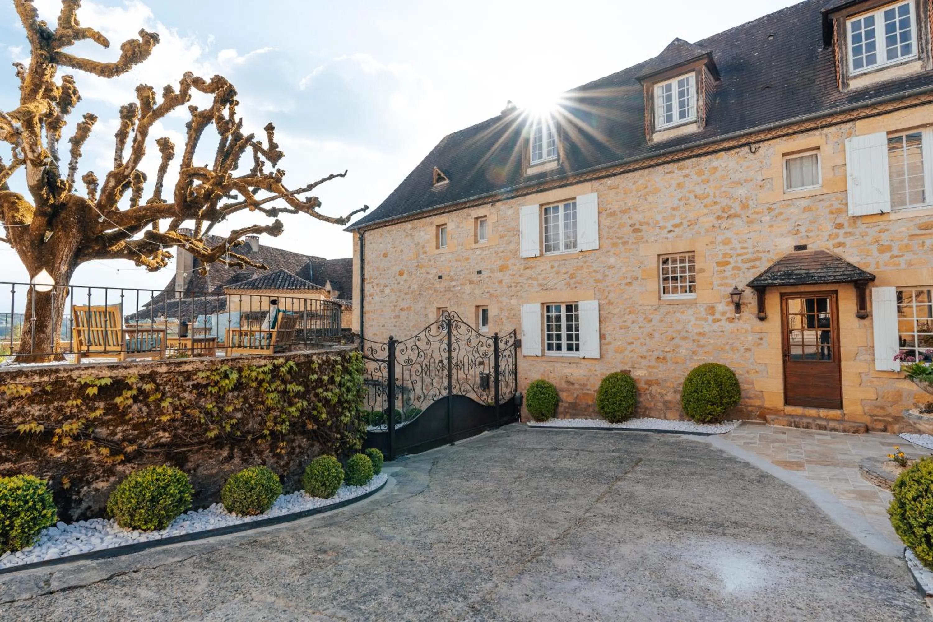Garden in Hôtel l'Abbaye