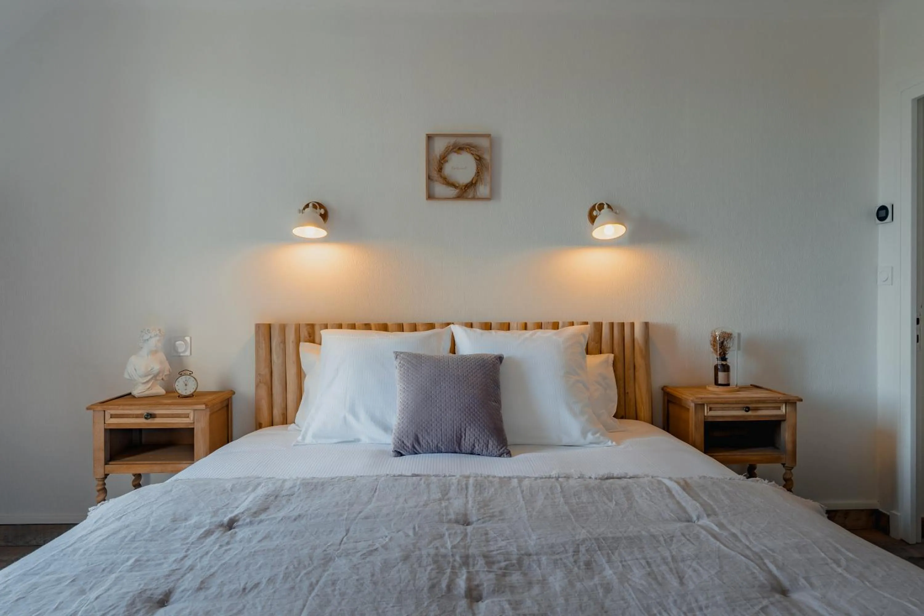 Bedroom, Bed in Hôtel l'Abbaye