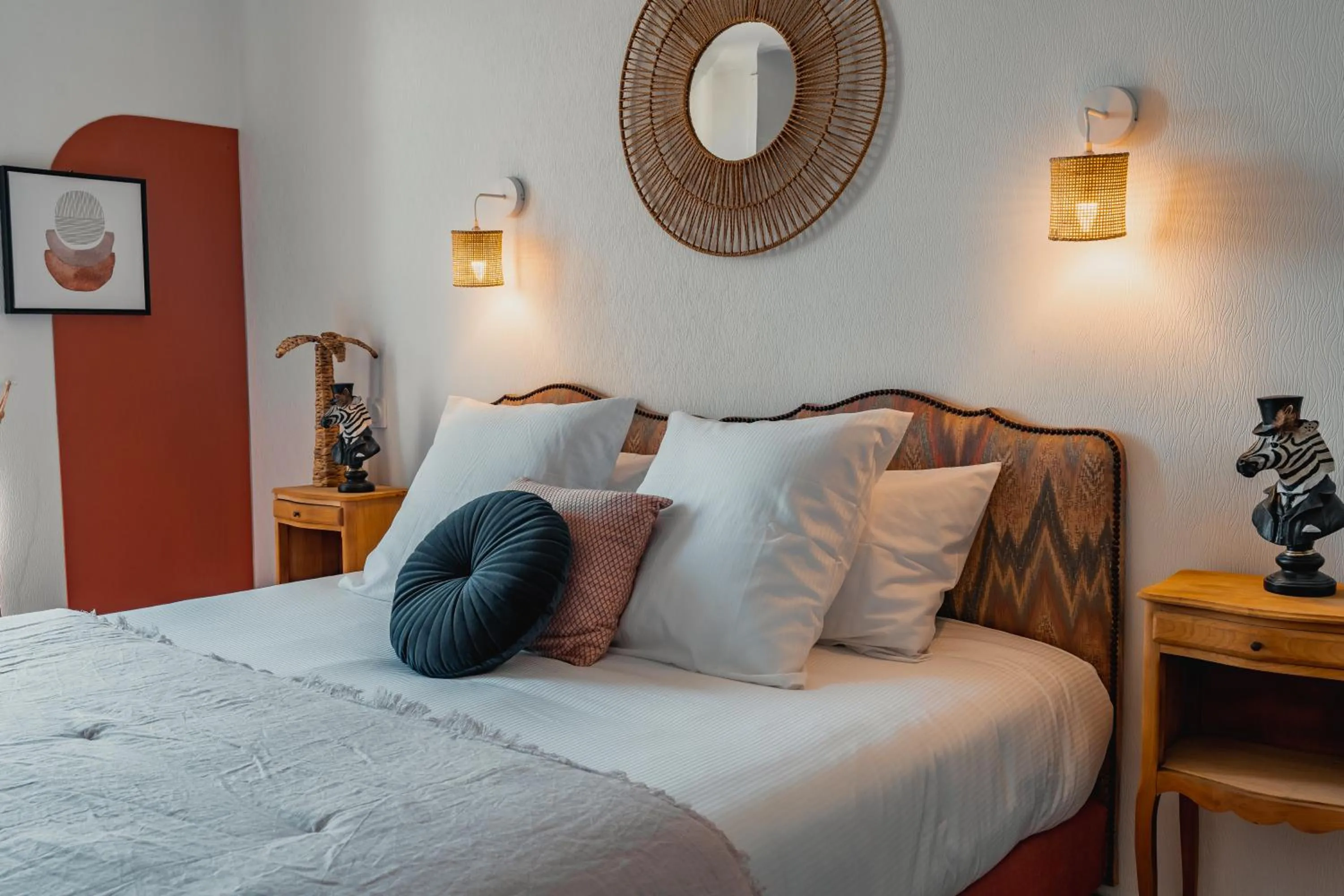 Bedroom, Bed in Hôtel l'Abbaye