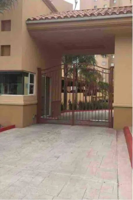 Property building in The Dolphins Ocean Front-Beach 2 BR 2Bth