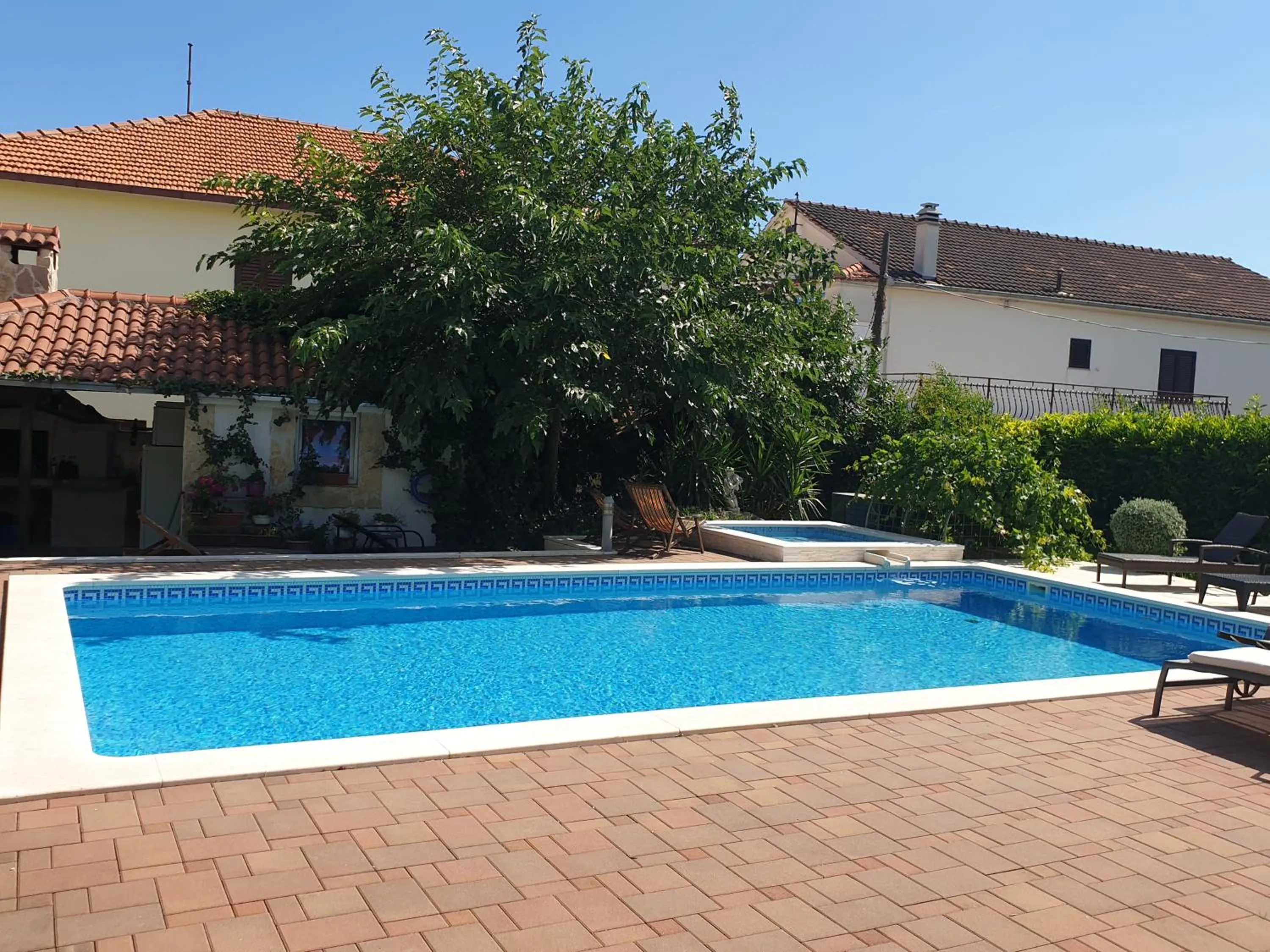 Swimming pool in Apartment Mary