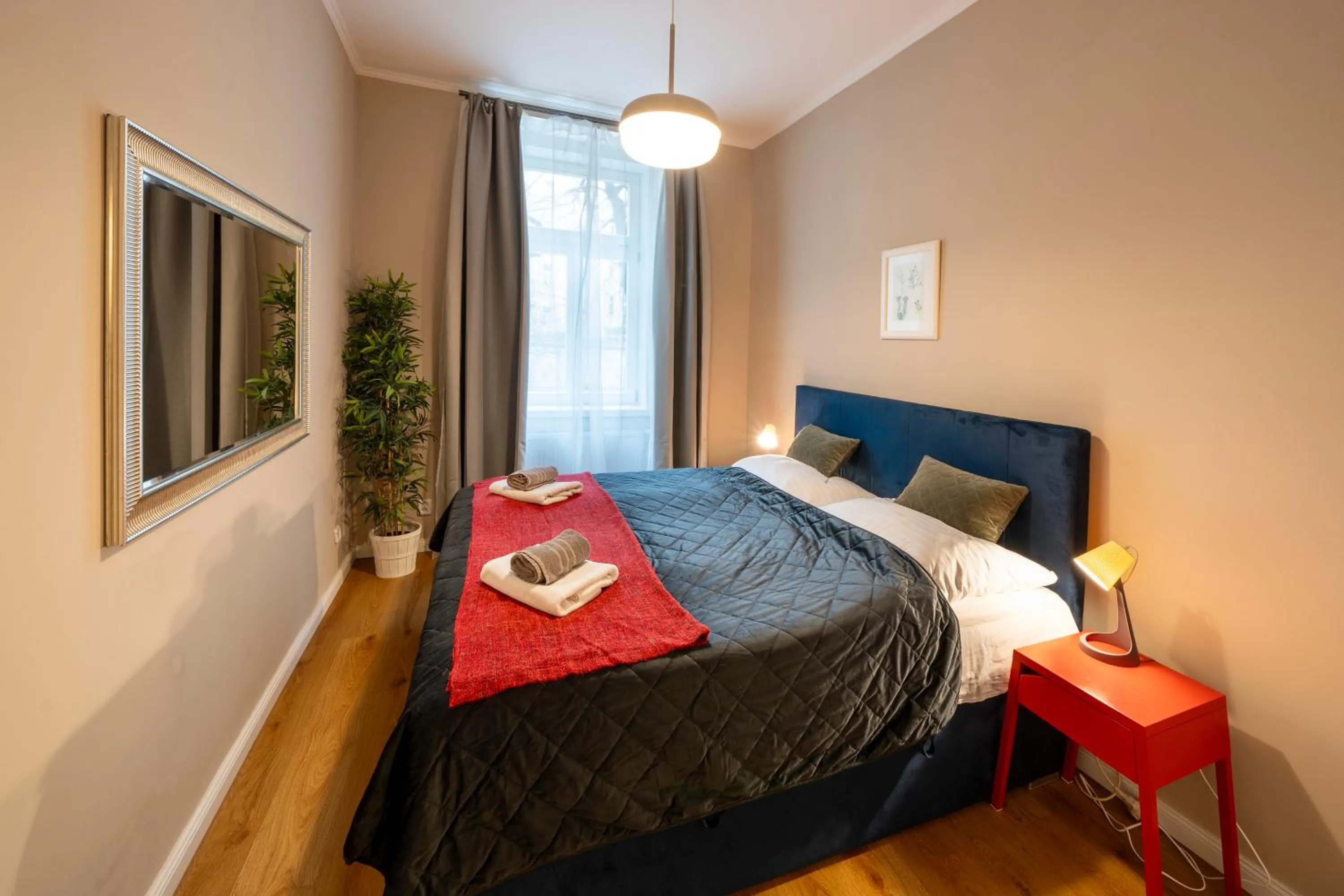 Bedroom, Bed in Apart Hotel Zborovska