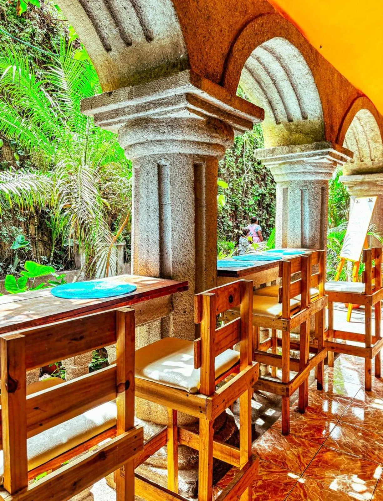 Restaurant/places to eat in Ciudad Vieja Bed & Breakfast Hotel Casa del Turista