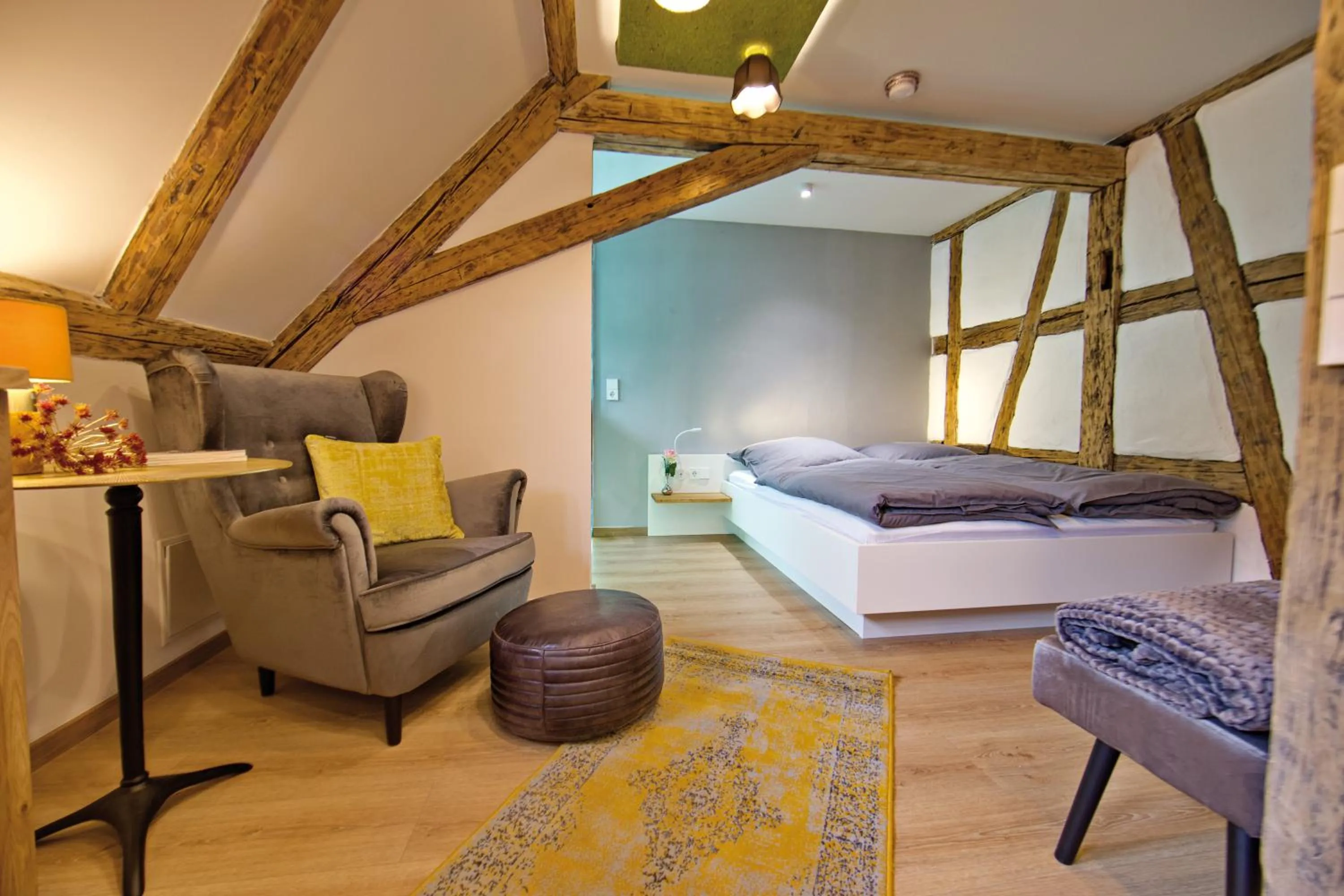 Bed in Zinsers Appartements im Flämmle