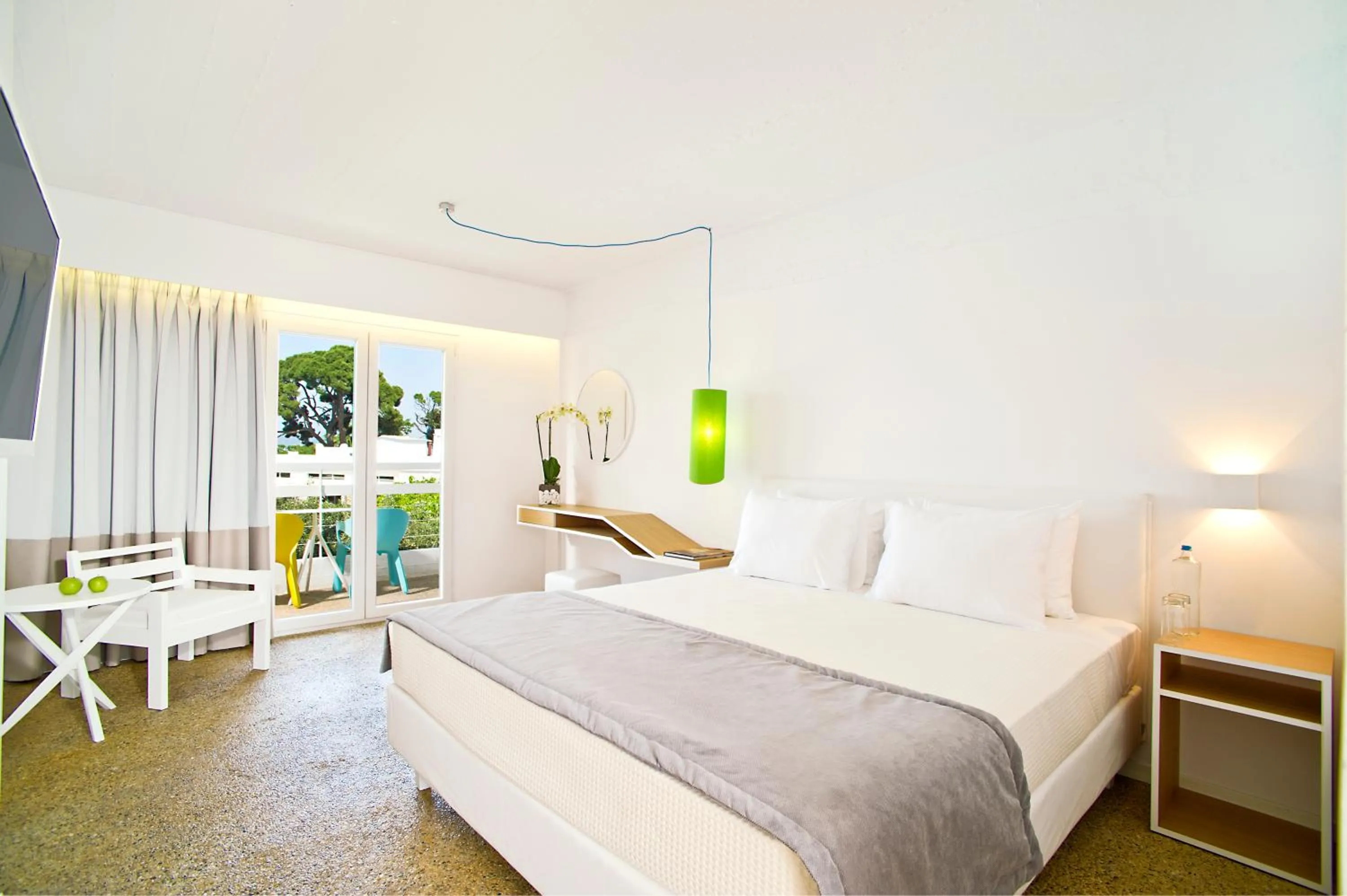 Bedroom in Marathon Beach Resort