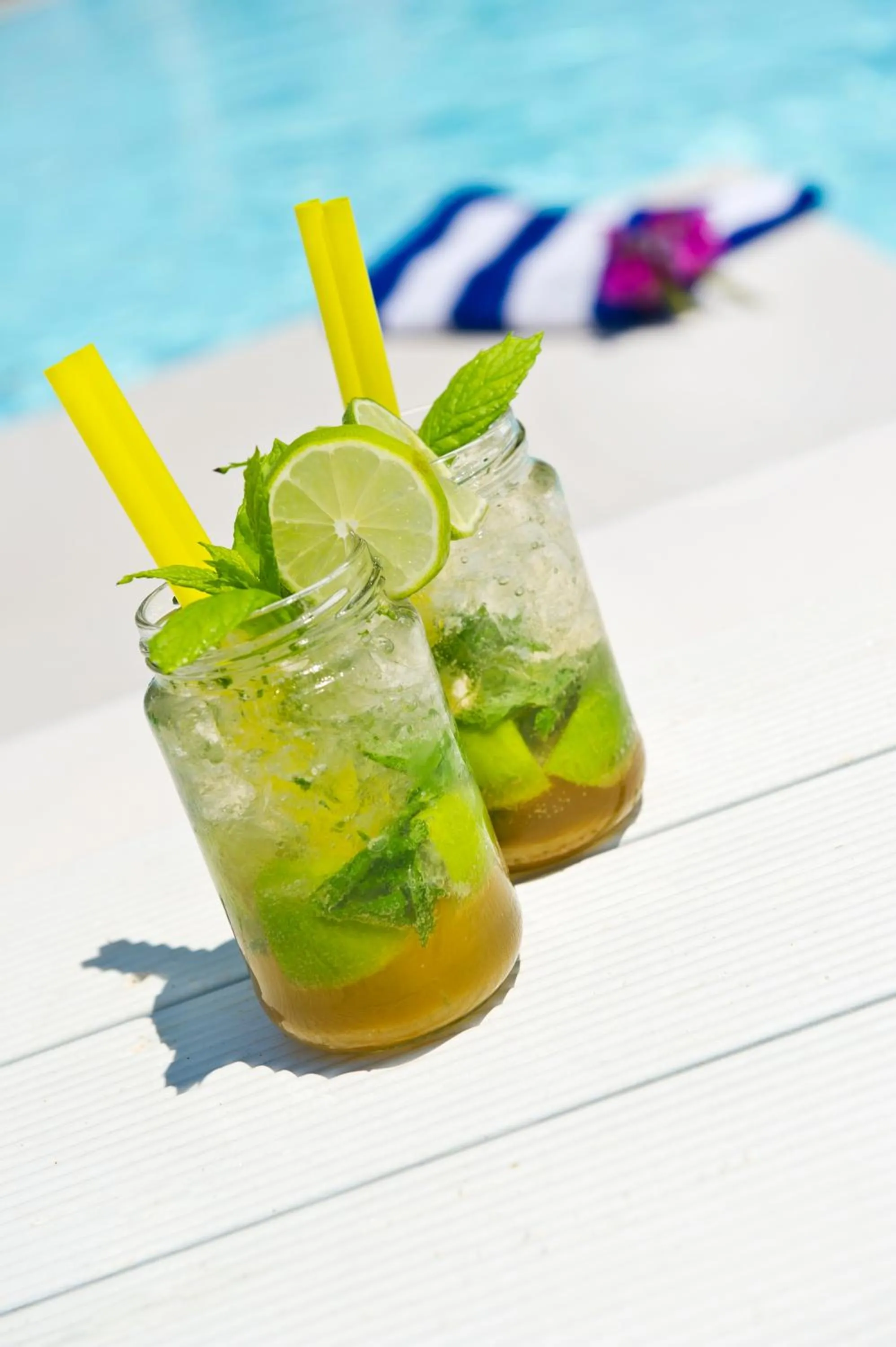 Drinks in Marathon Beach Resort