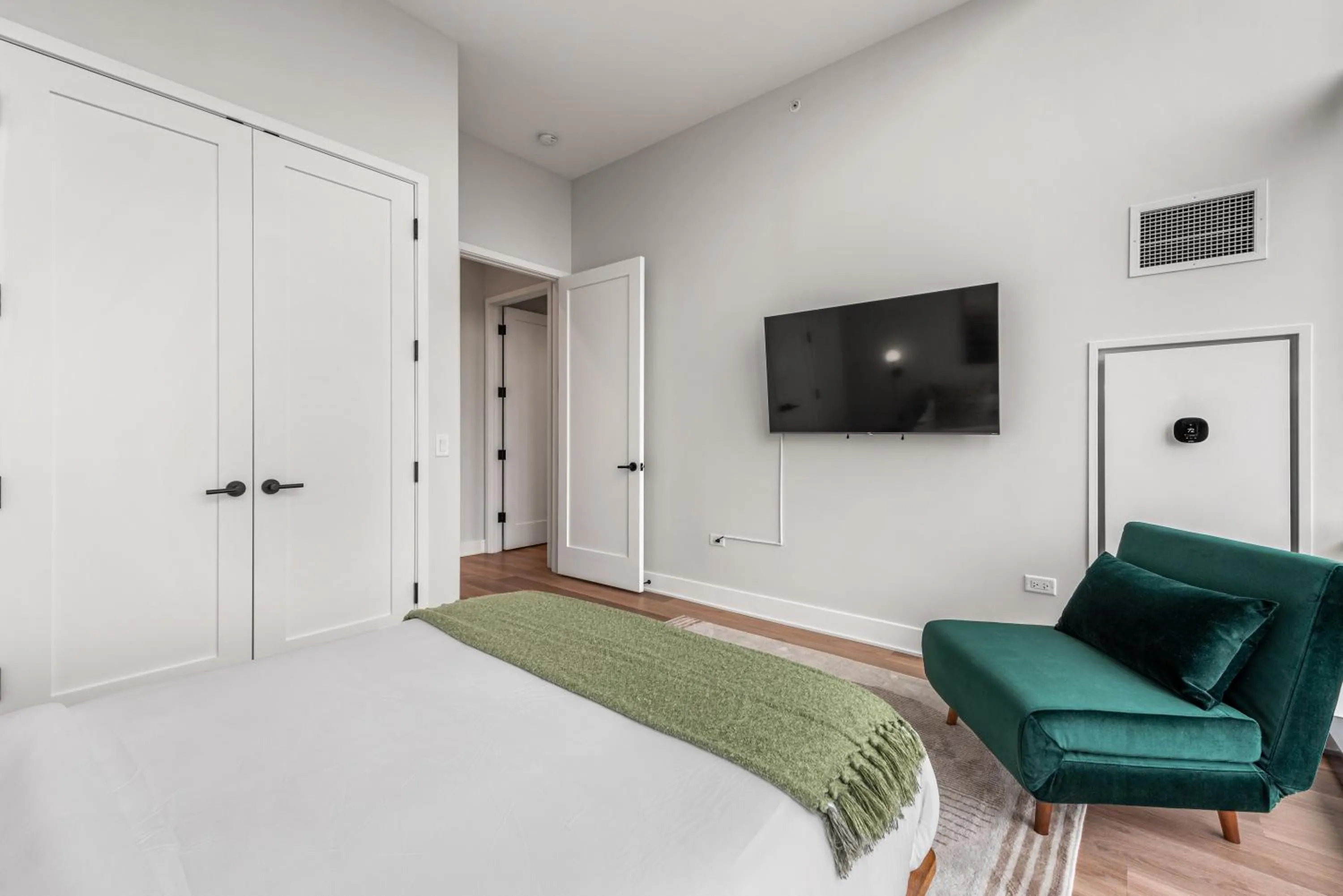 Bed in Avenir West Loop Penthouses with Iconic City Views