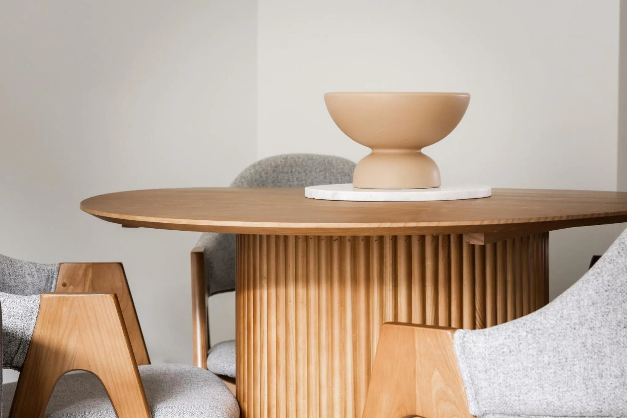 Dining area in Urban Rest Neutral Bay Apartments