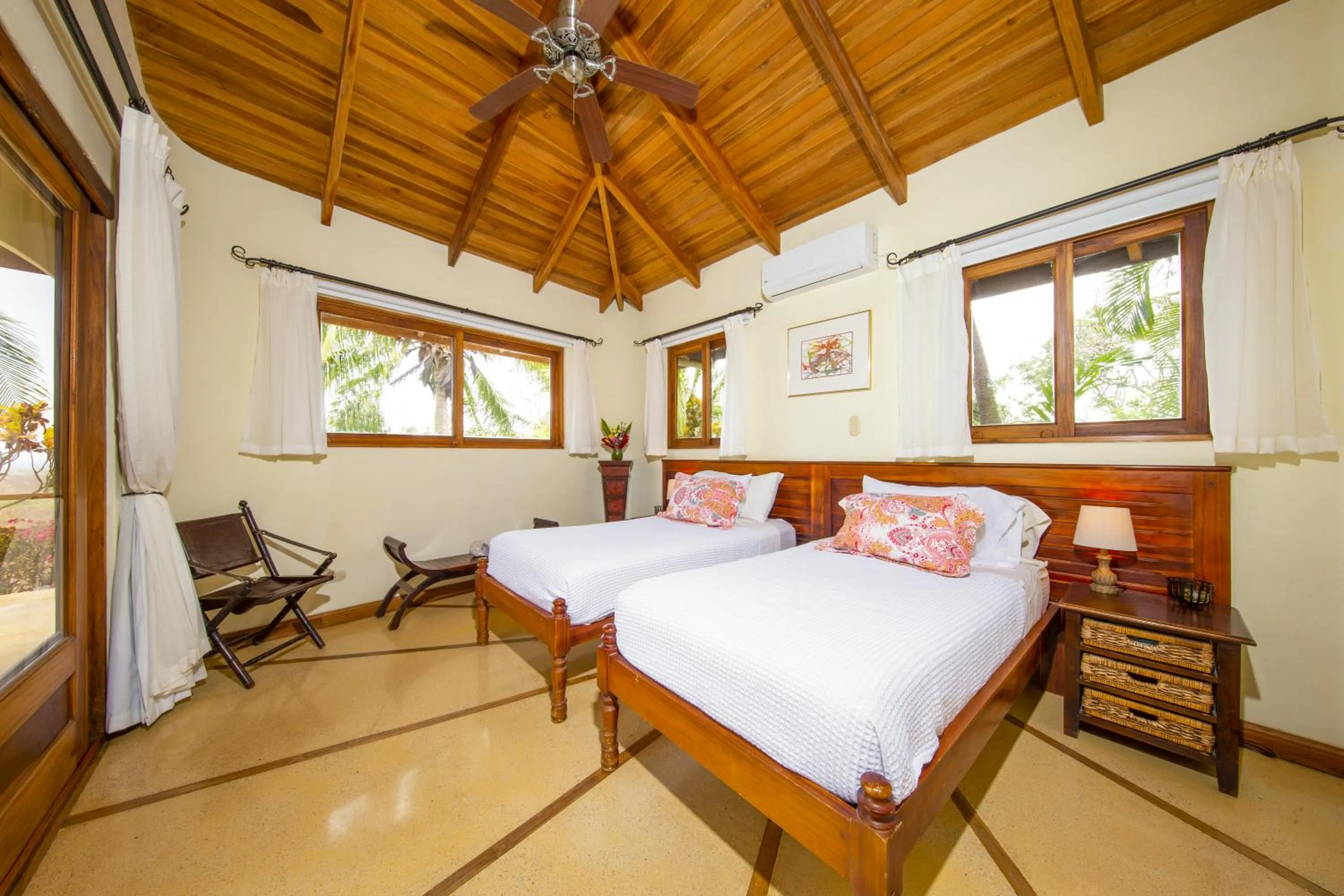 Bed in Los Altos de Eros - Adults Only