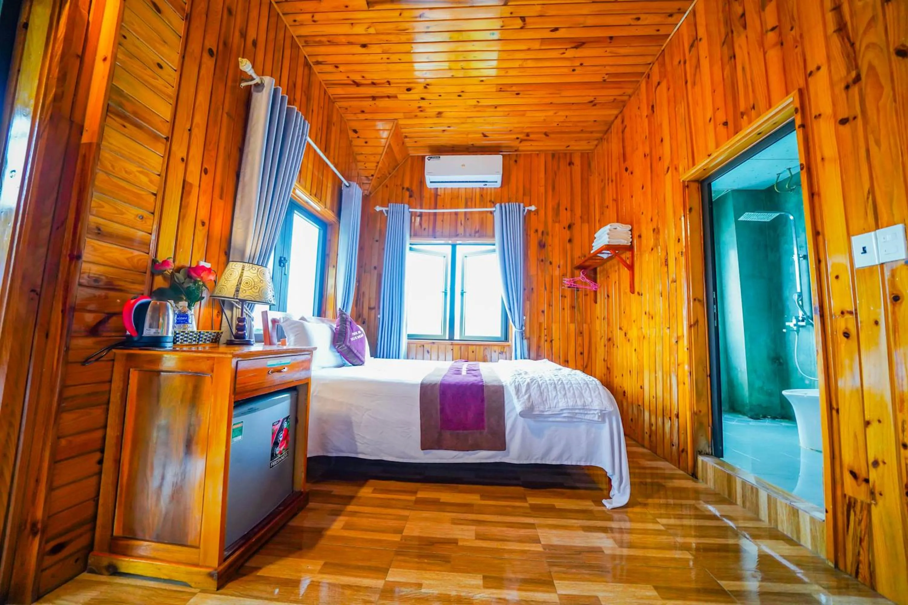 Bed in Phong Nha Escape Bungalow