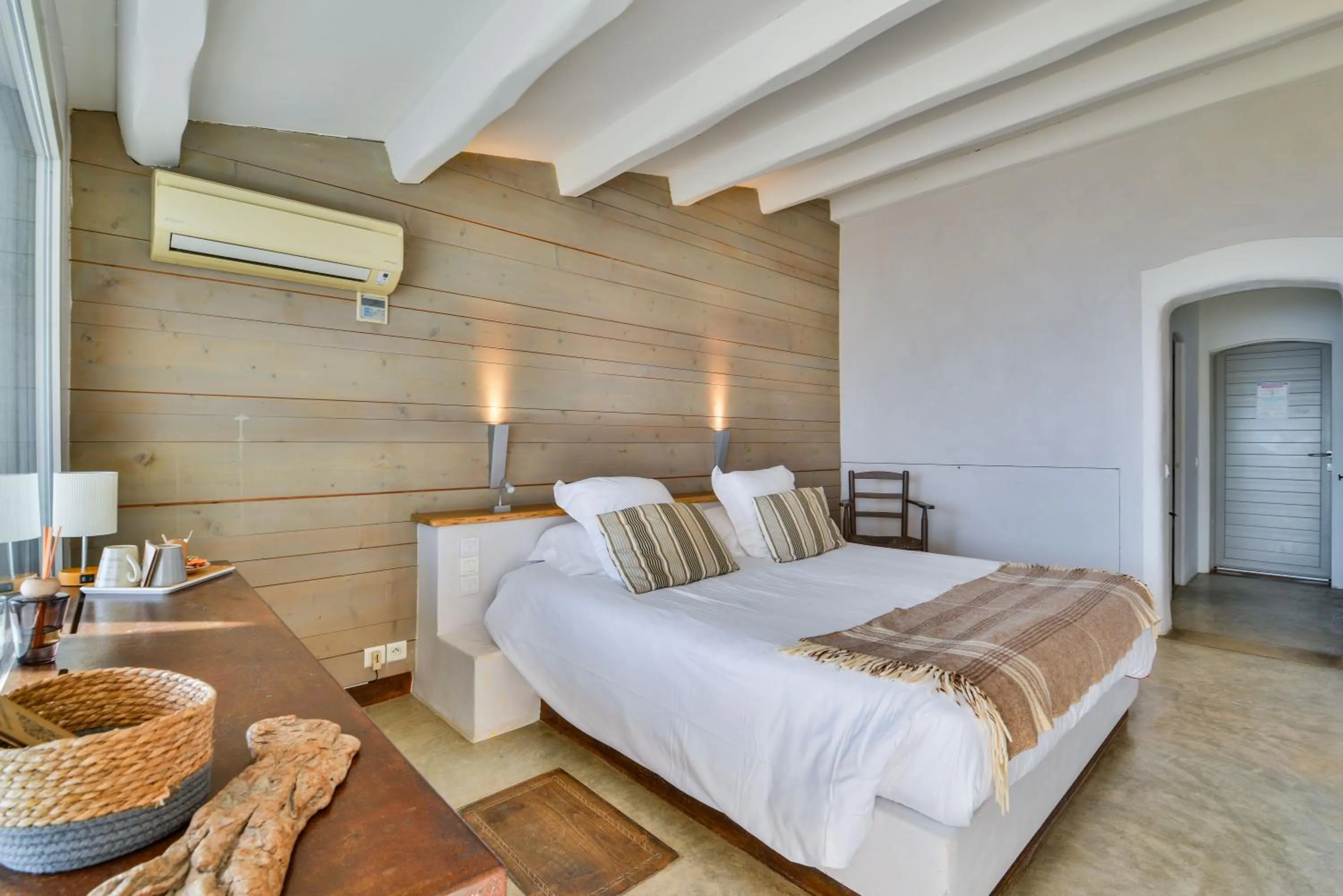 Bed in Lodge Sainte Helene Adult only