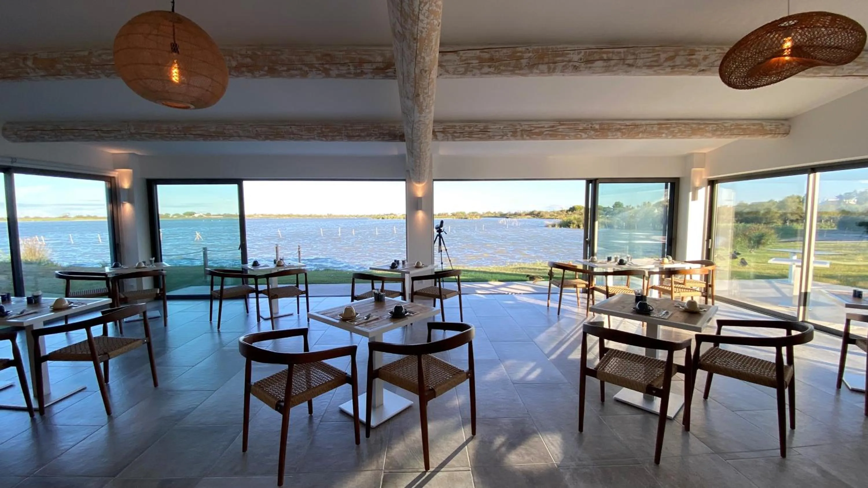 Breakfast in Lodge Sainte Helene Adult only