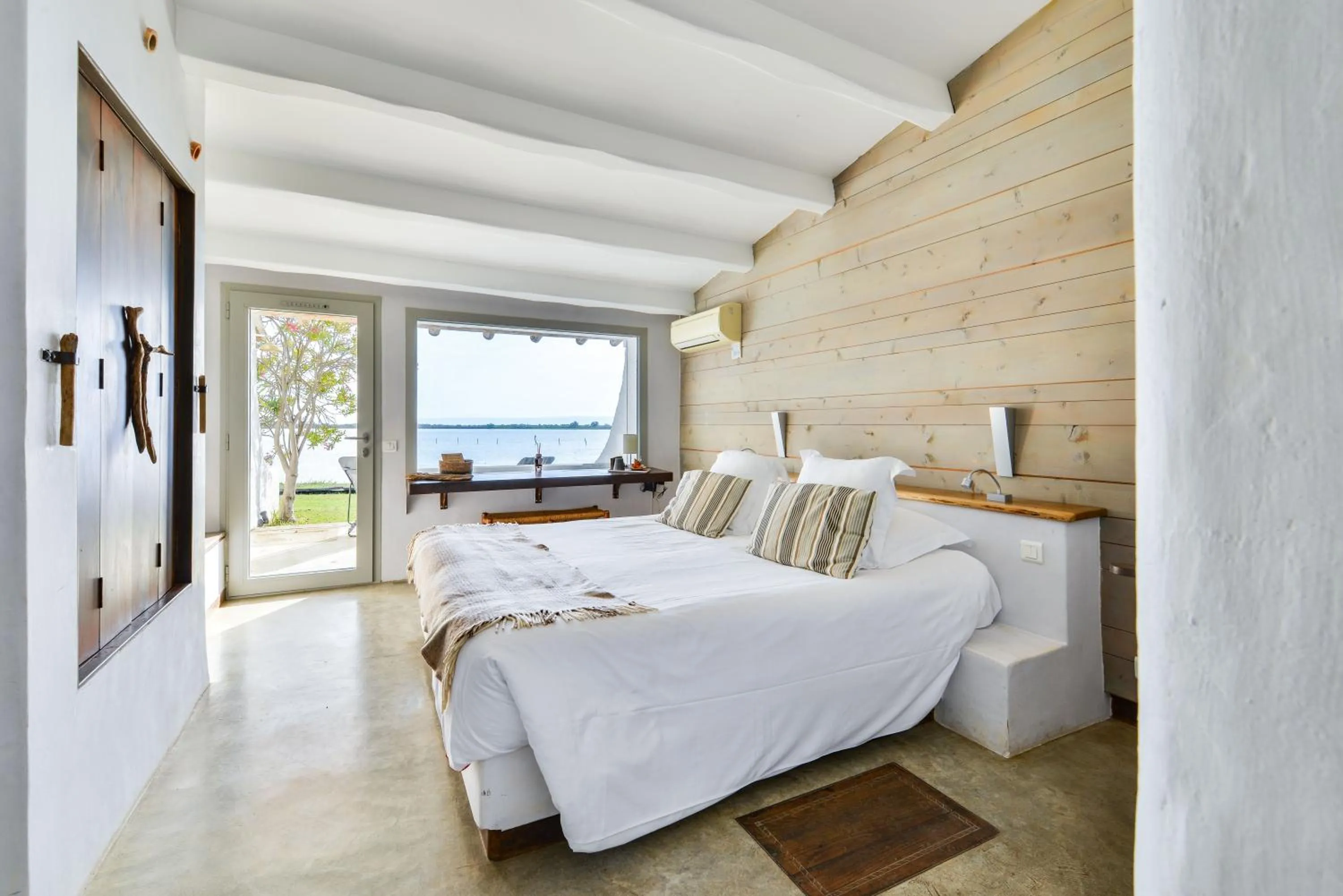 Bed in Lodge Sainte Helene Adult only