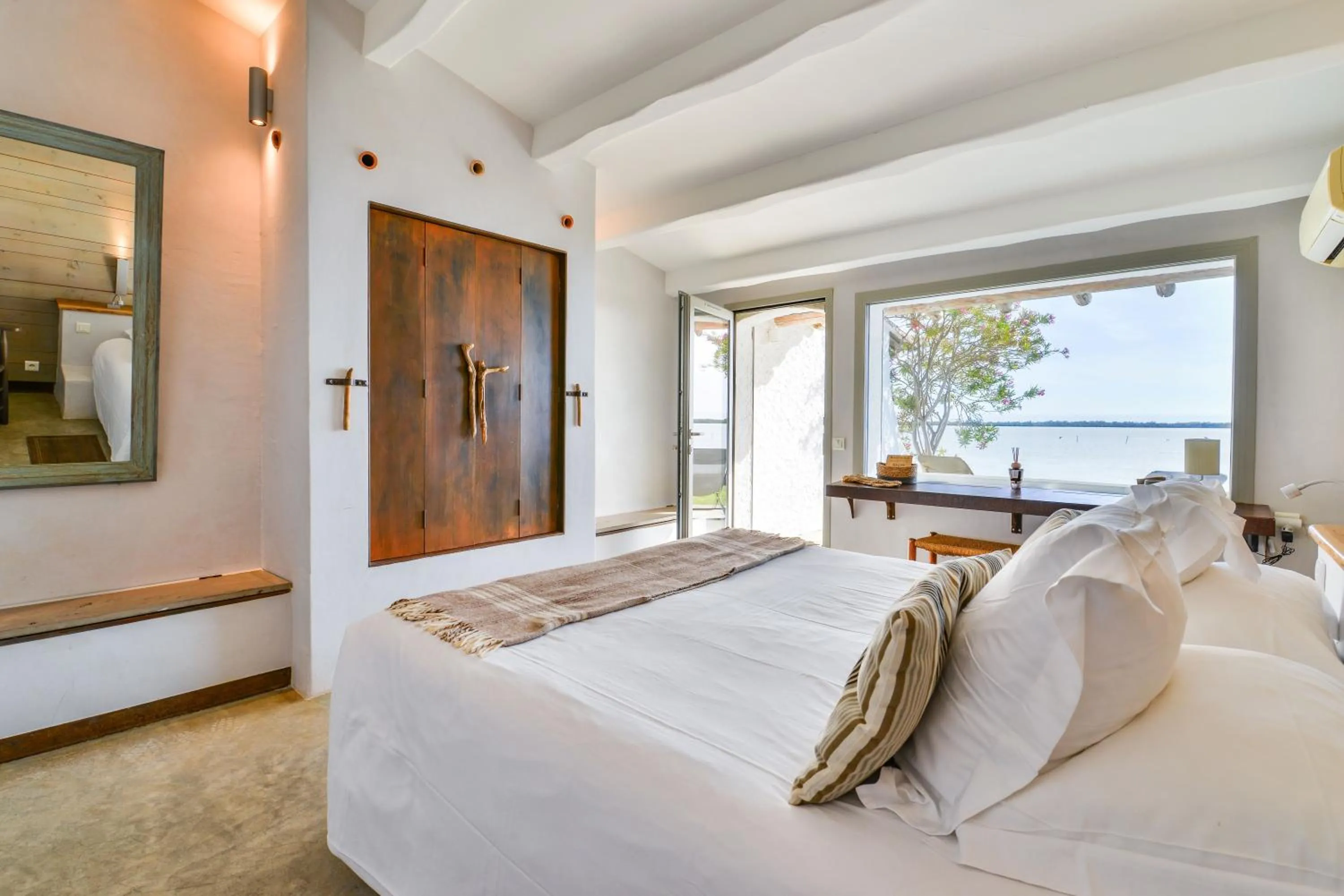 Bed in Lodge Sainte Helene Adult only