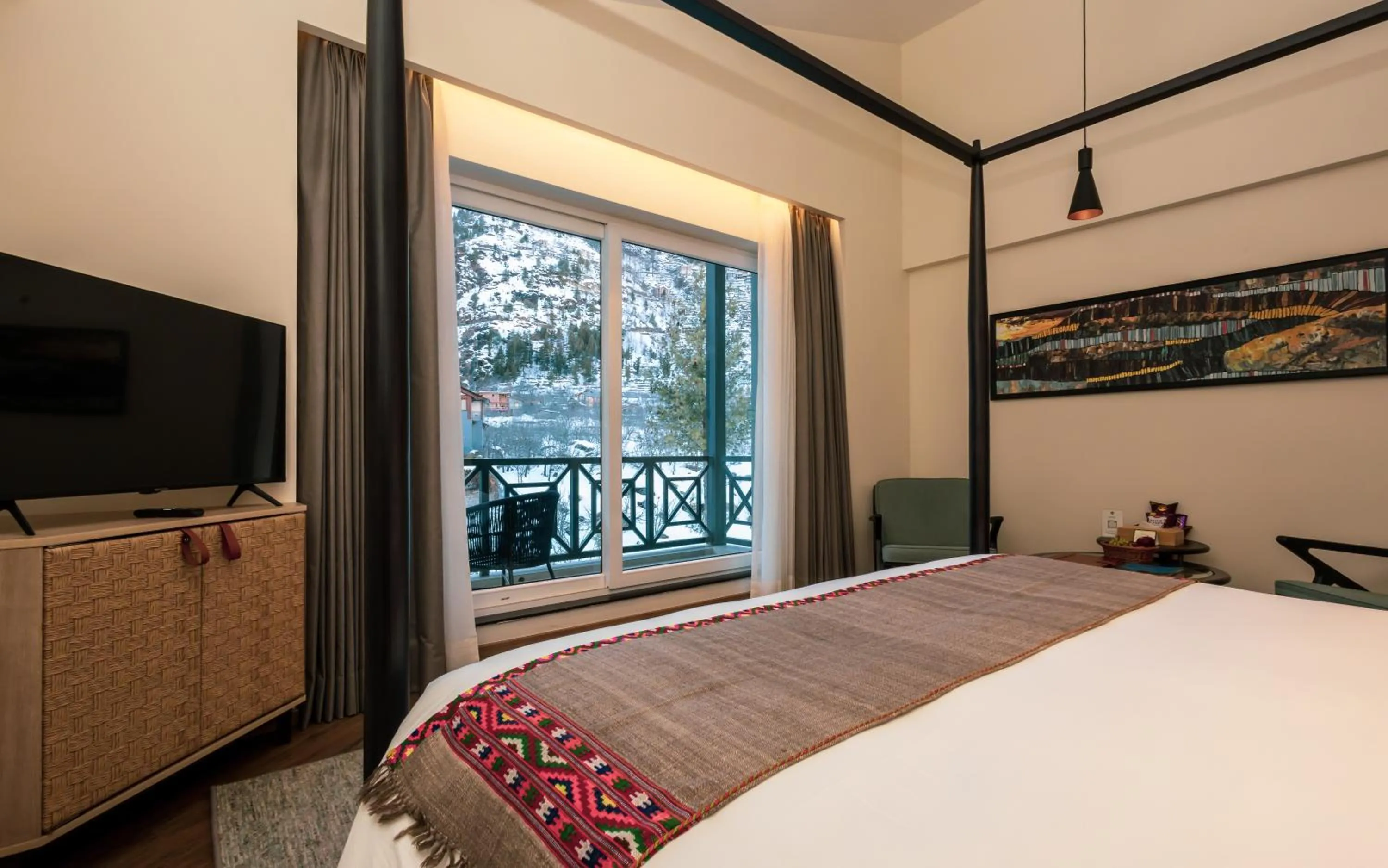 Photo of the whole room, Bed in Nivasana Manali - A Luxury Boutique Hotel