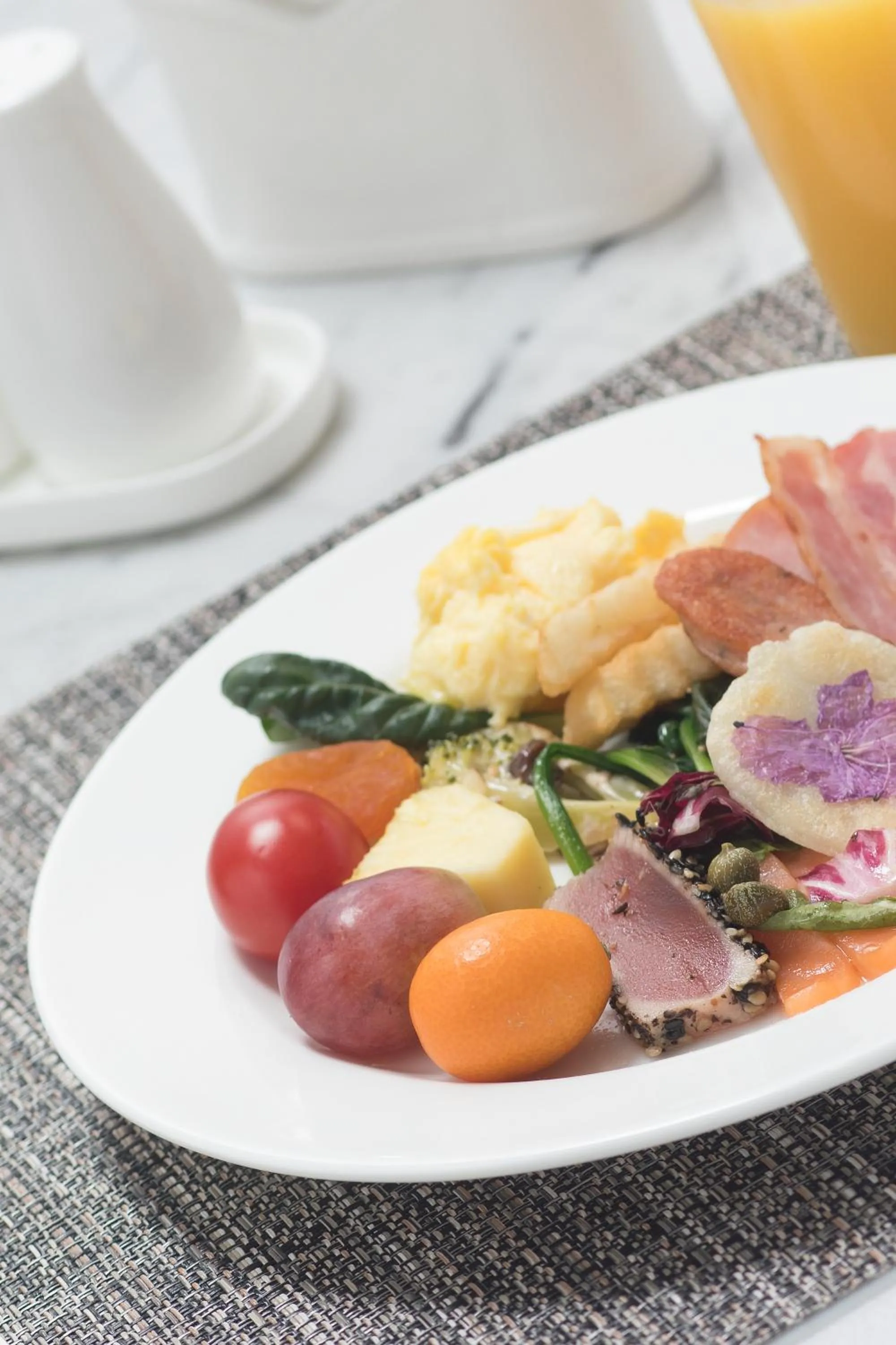 Restaurant/places to eat in Pangyo Business & Tourist Hotel KYND