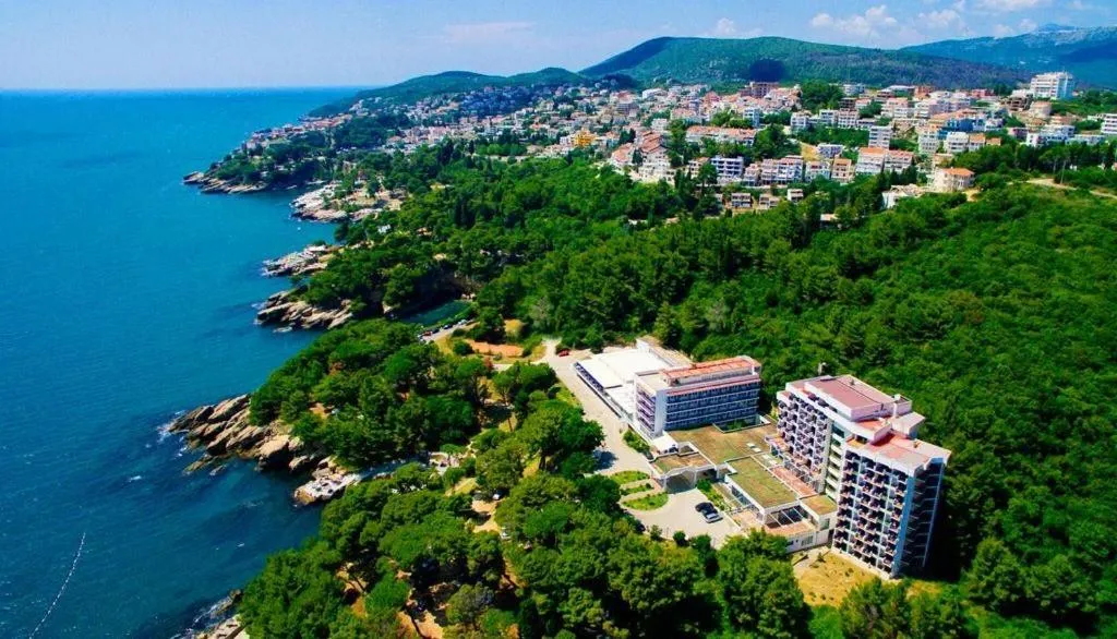 CORPUS A - Hotel Albatros
