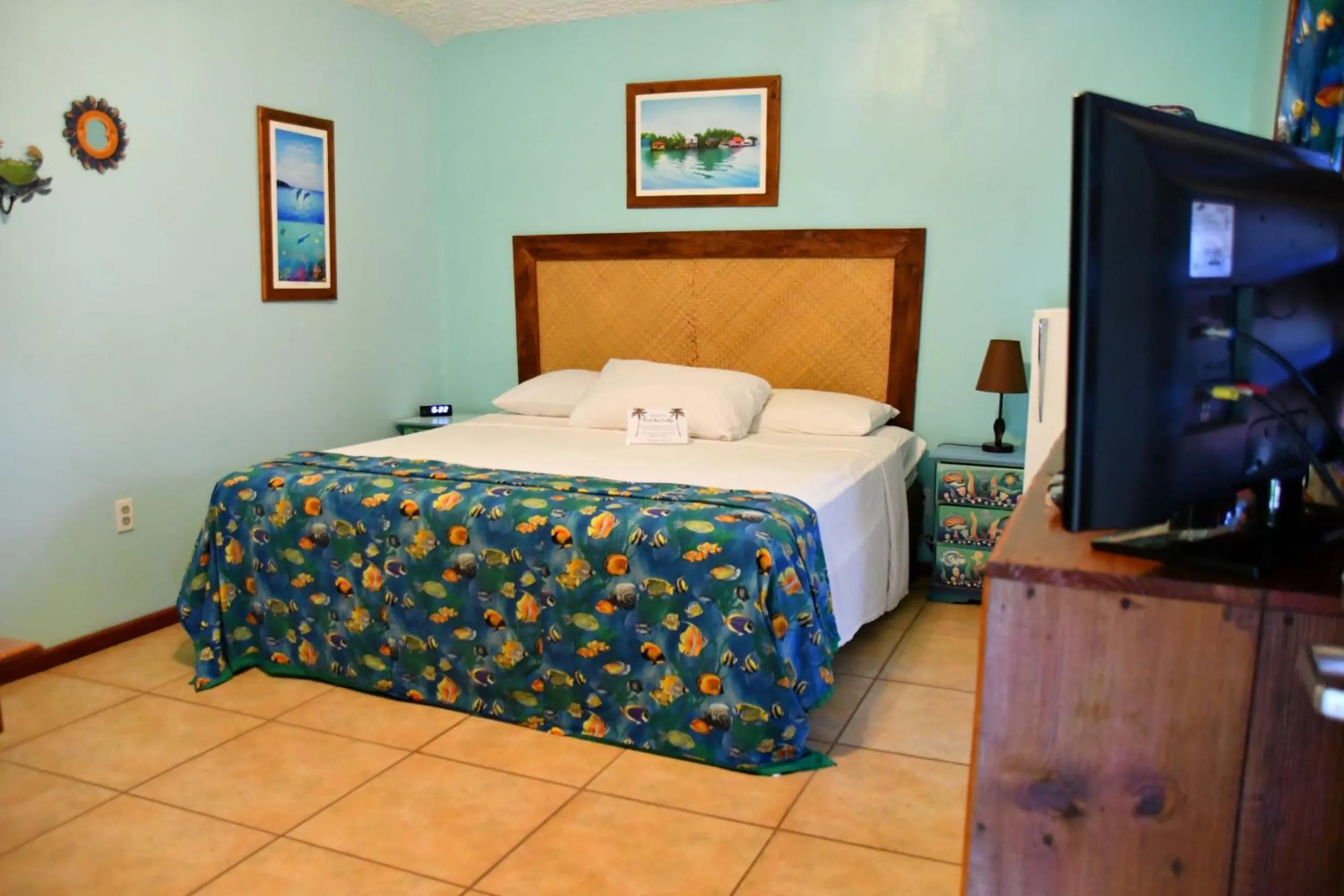 Bed in West Bay Lodge and Spa