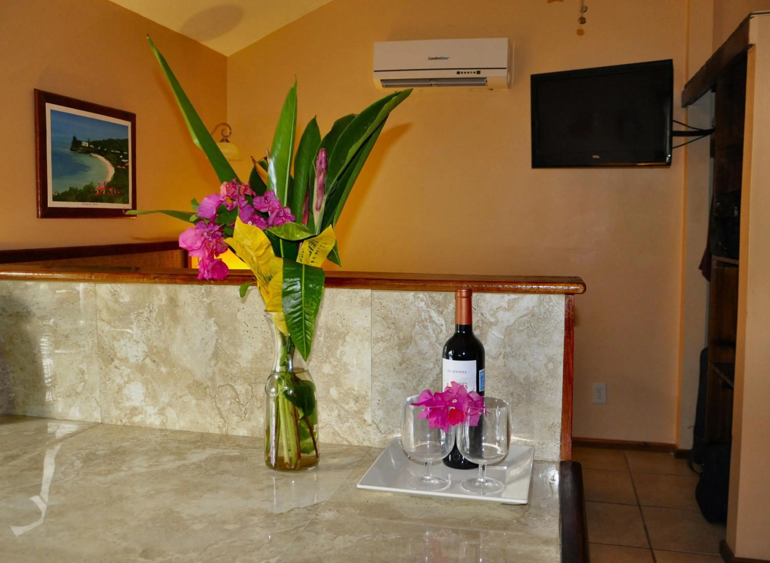 Kitchen or kitchenette in West Bay Lodge and Spa