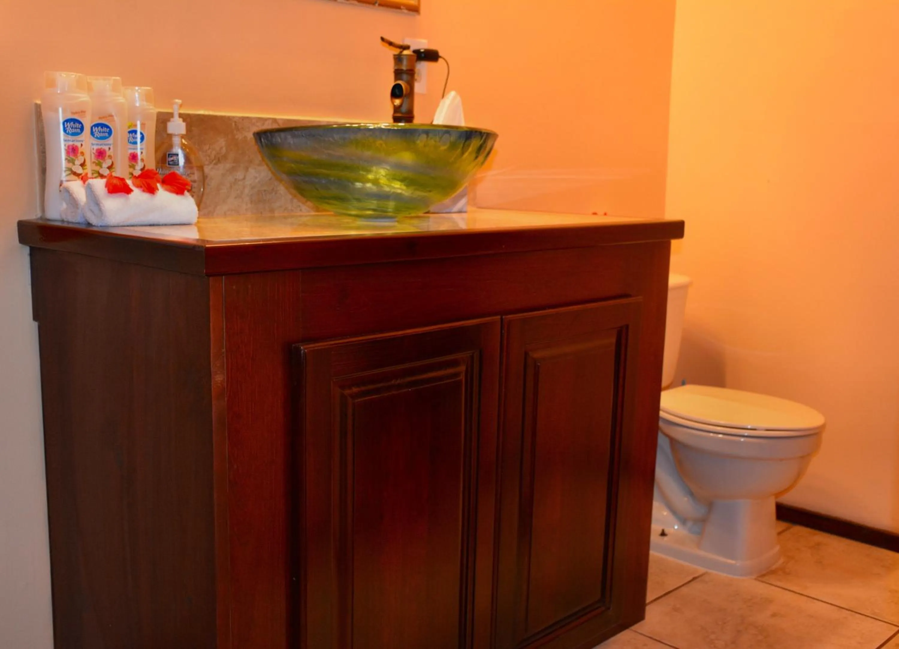 Bathroom in West Bay Lodge and Spa