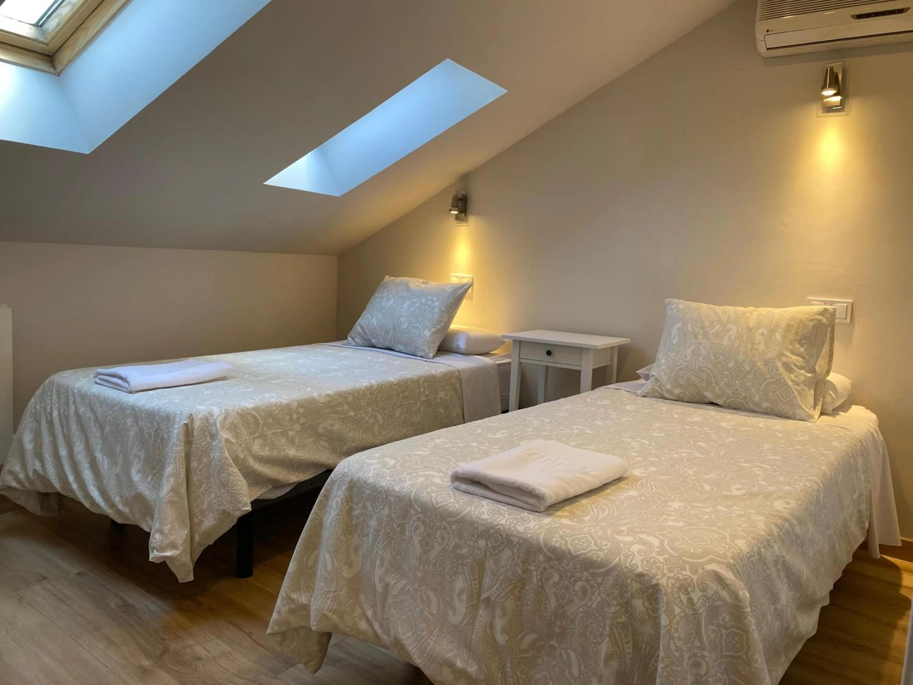 Bedroom, Bed in Fuencarral Apartments