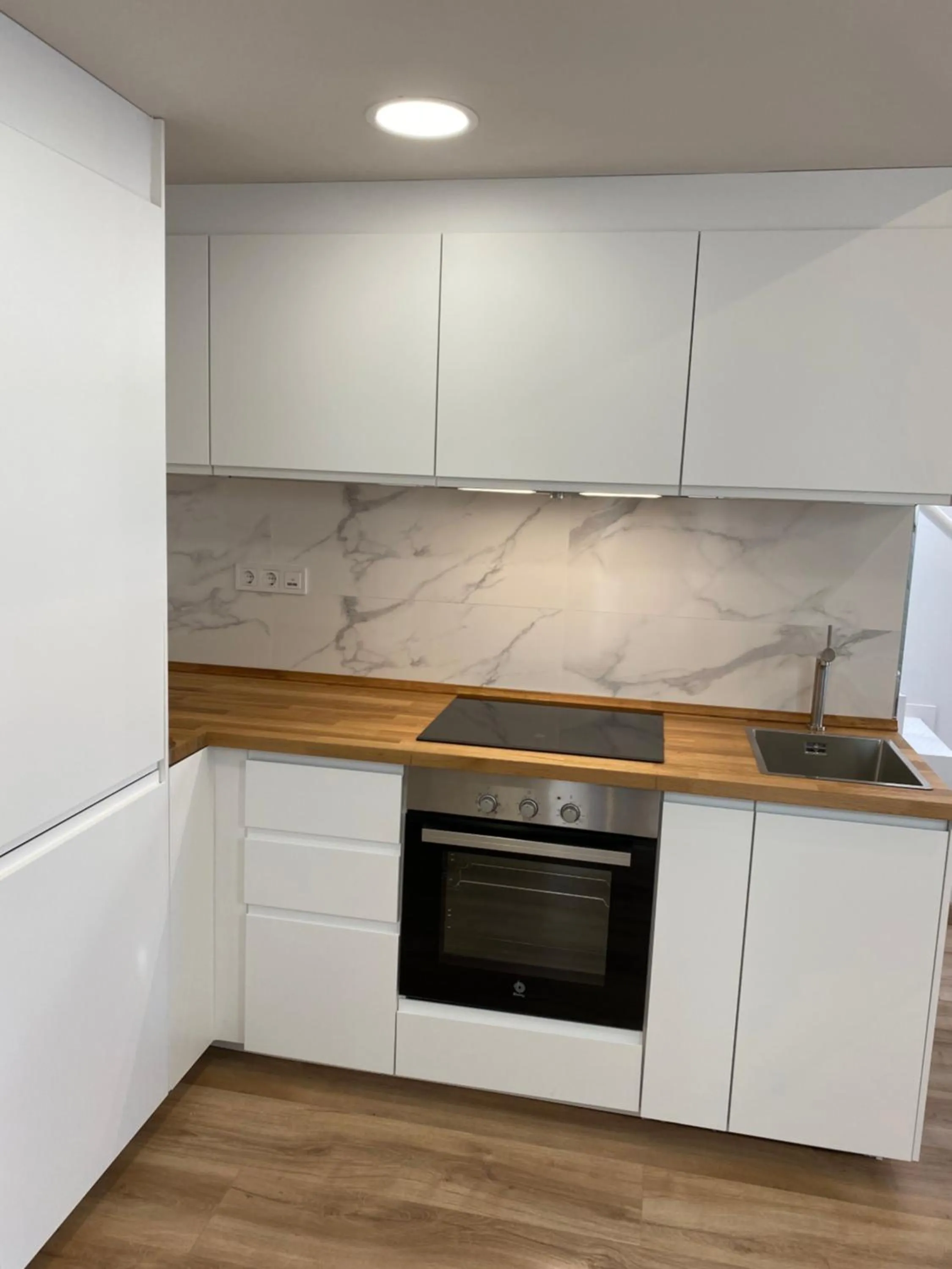 Kitchen or kitchenette in Fuencarral Apartments