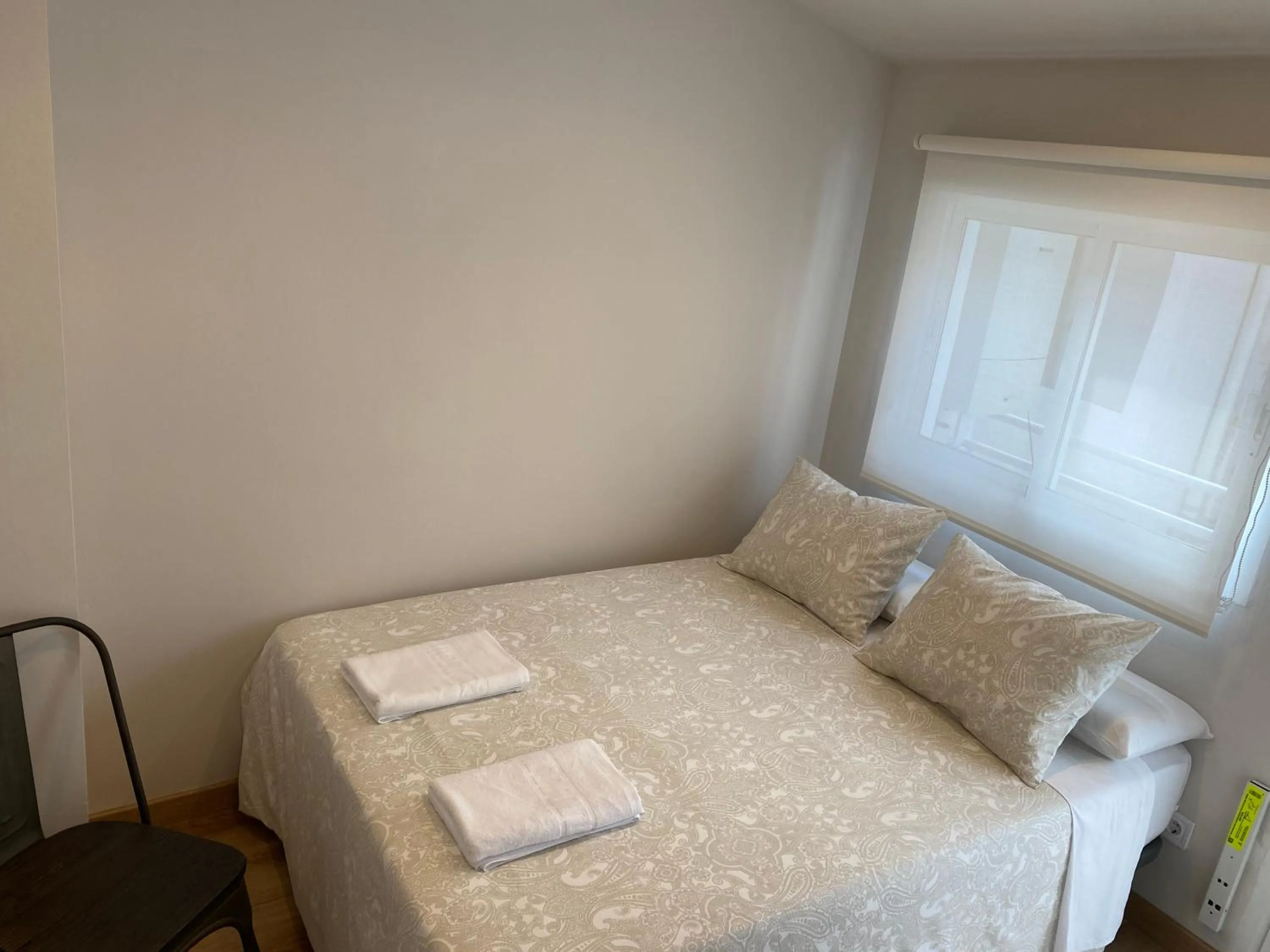 Bedroom, Bed in Fuencarral Apartments