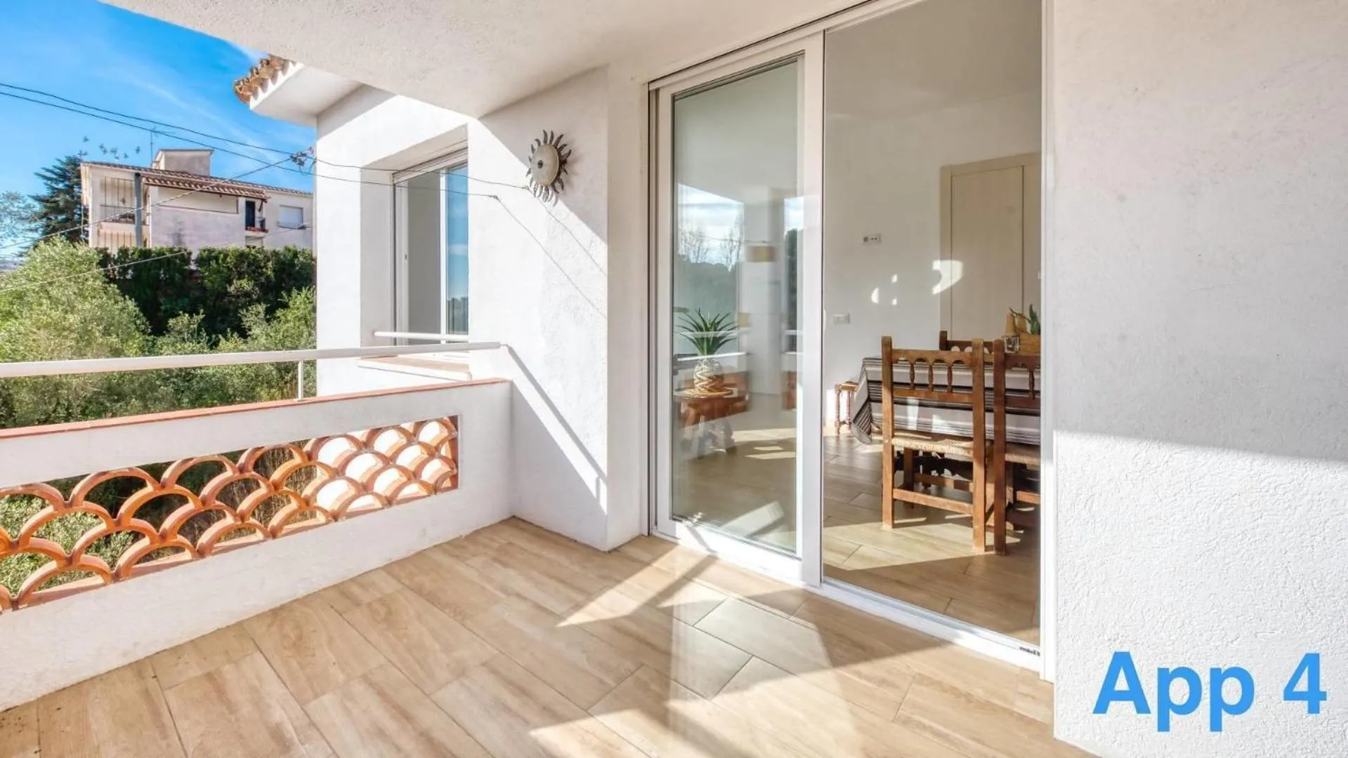 Property building in Costacabana - Villa Pilar