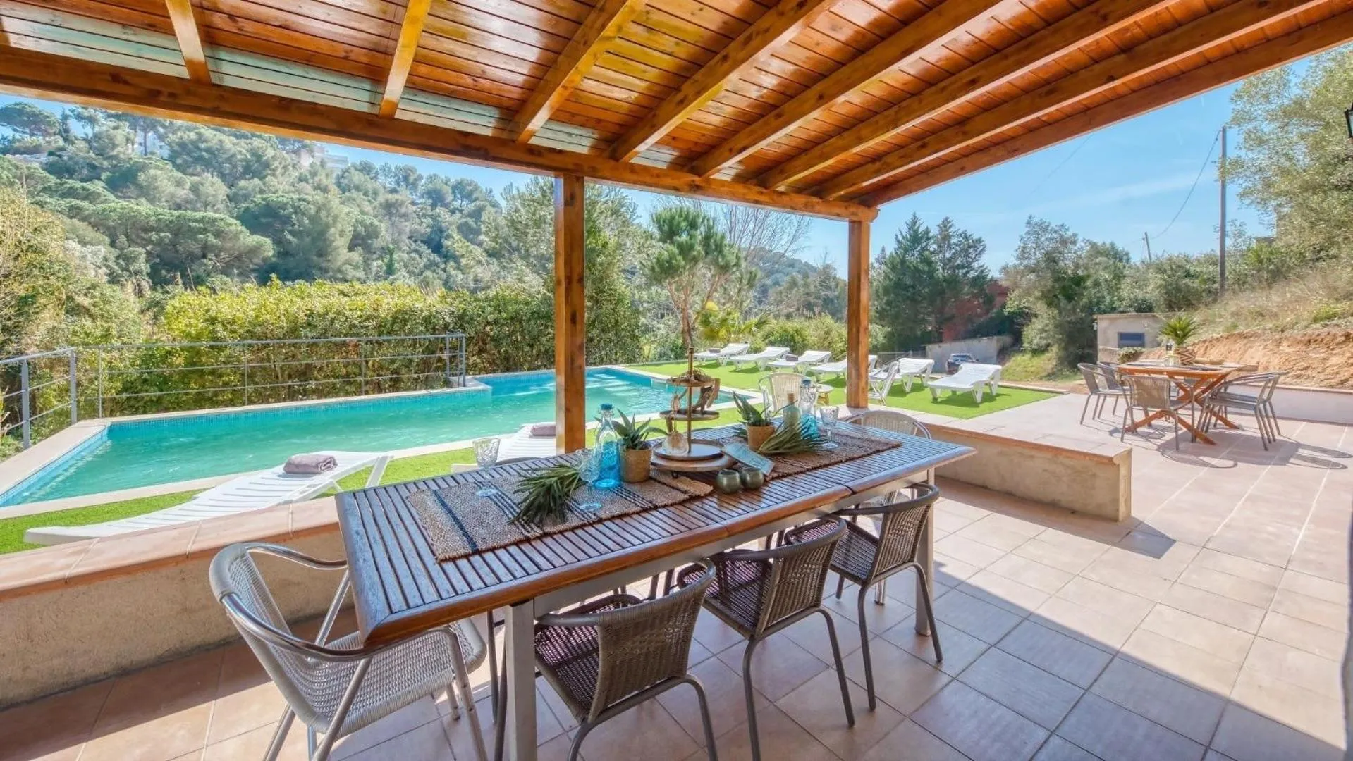 Property building in Costacabana - Villa Pilar