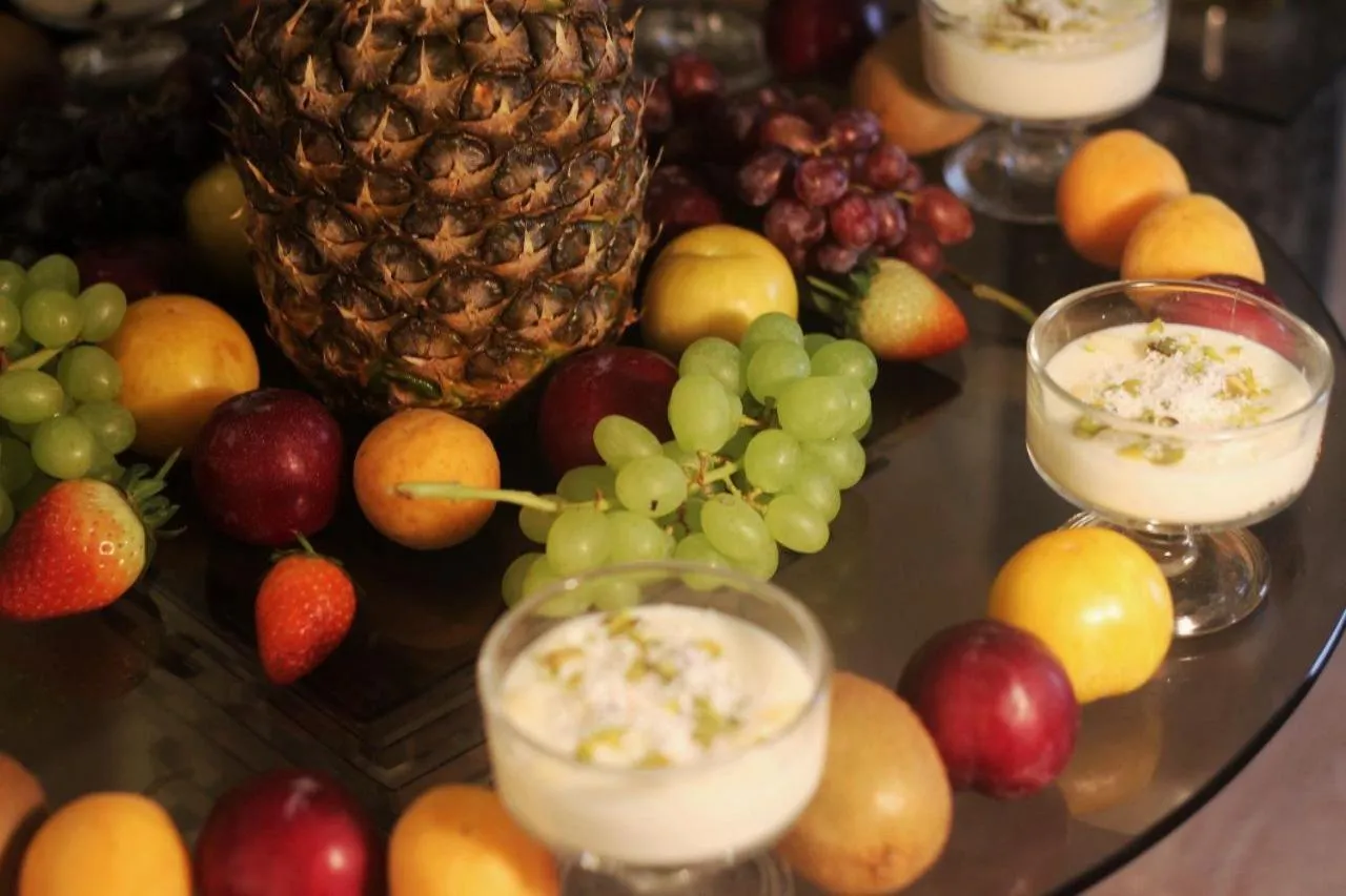 Restaurant/places to eat in Golden Dune Residential Unit - Almalaz