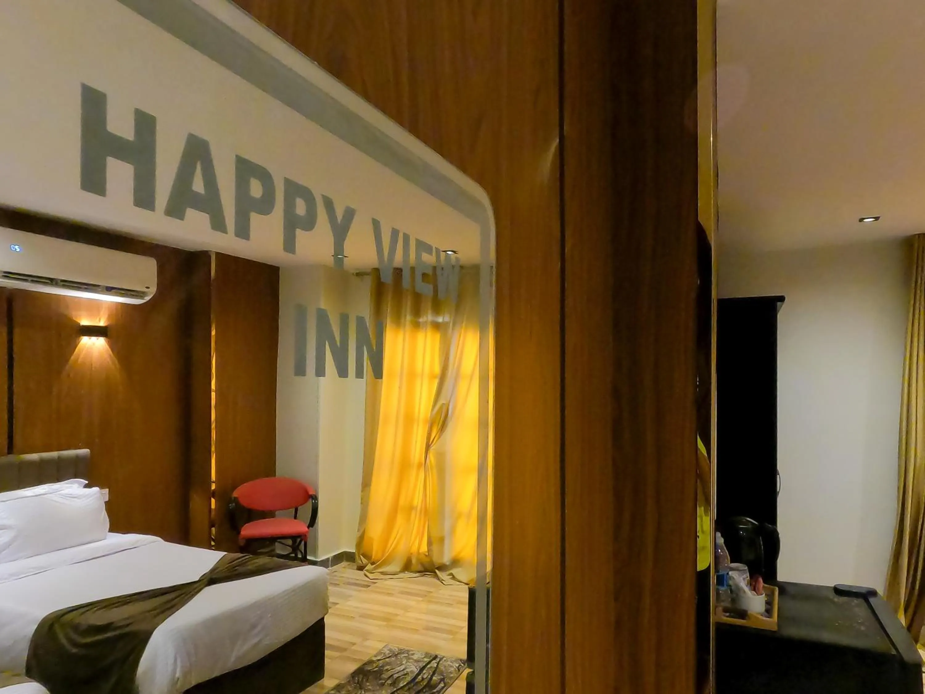 Bed in Happy View Inn