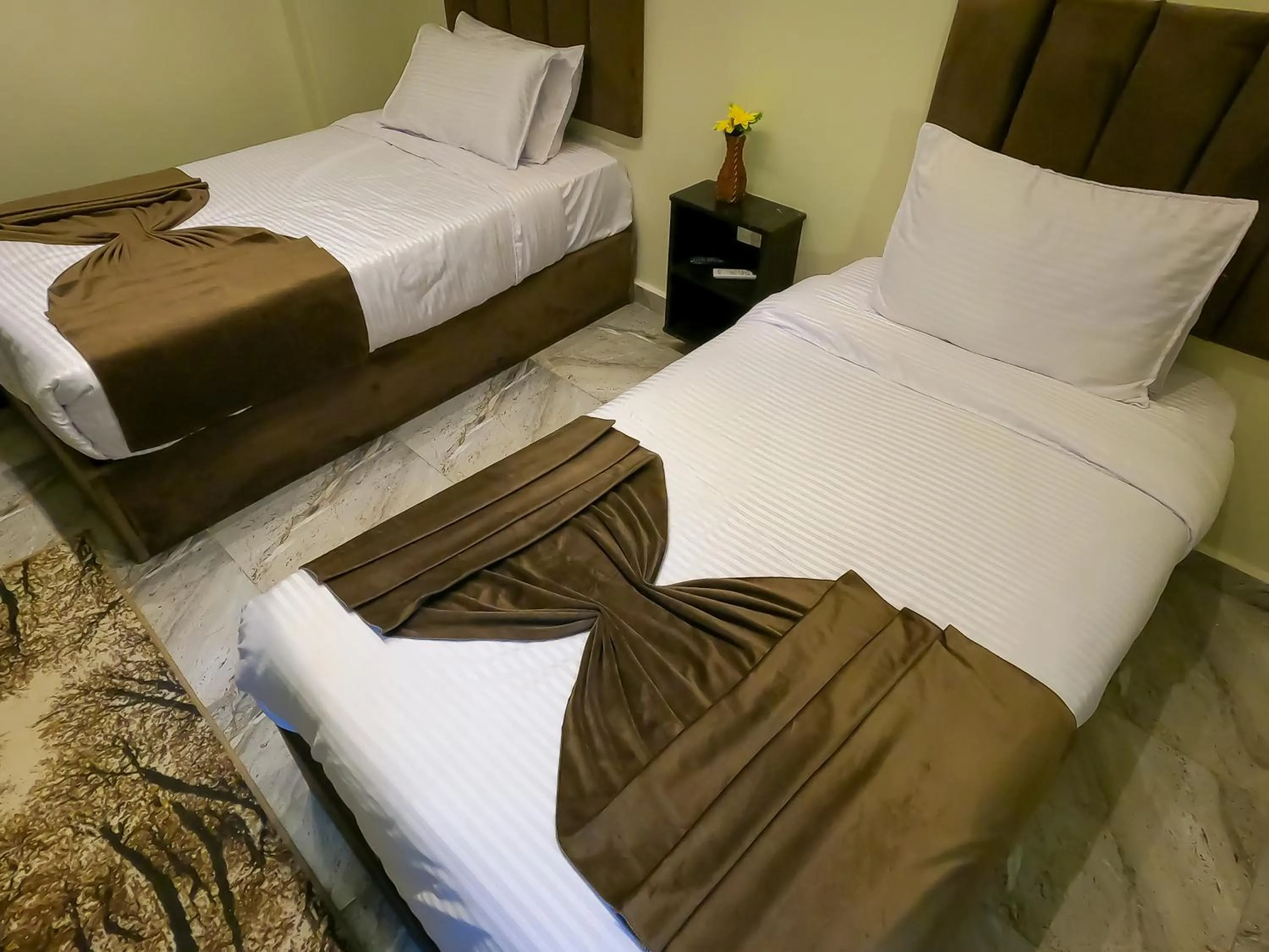 Bed in Happy View Inn