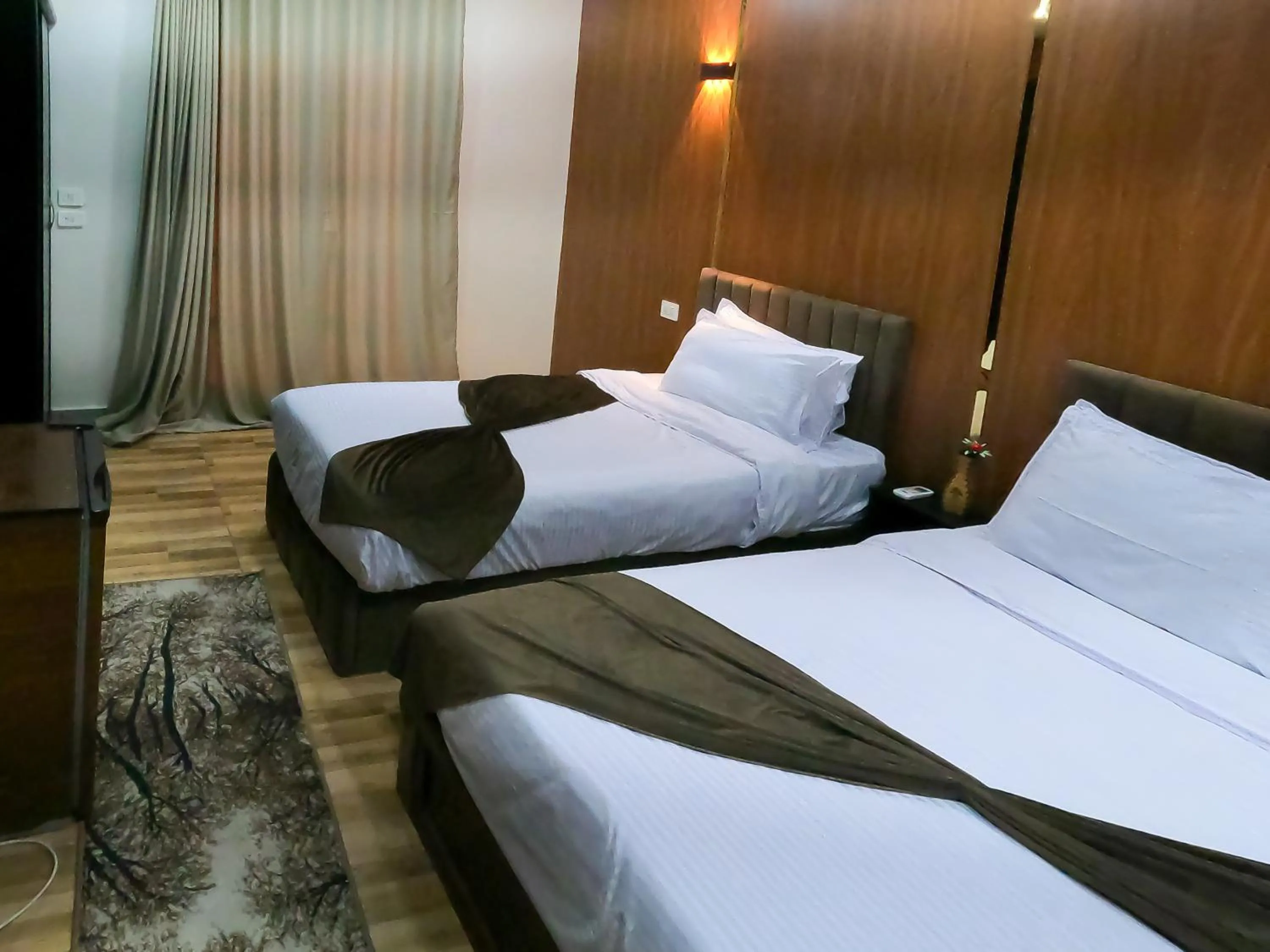 Bed in Happy View Inn