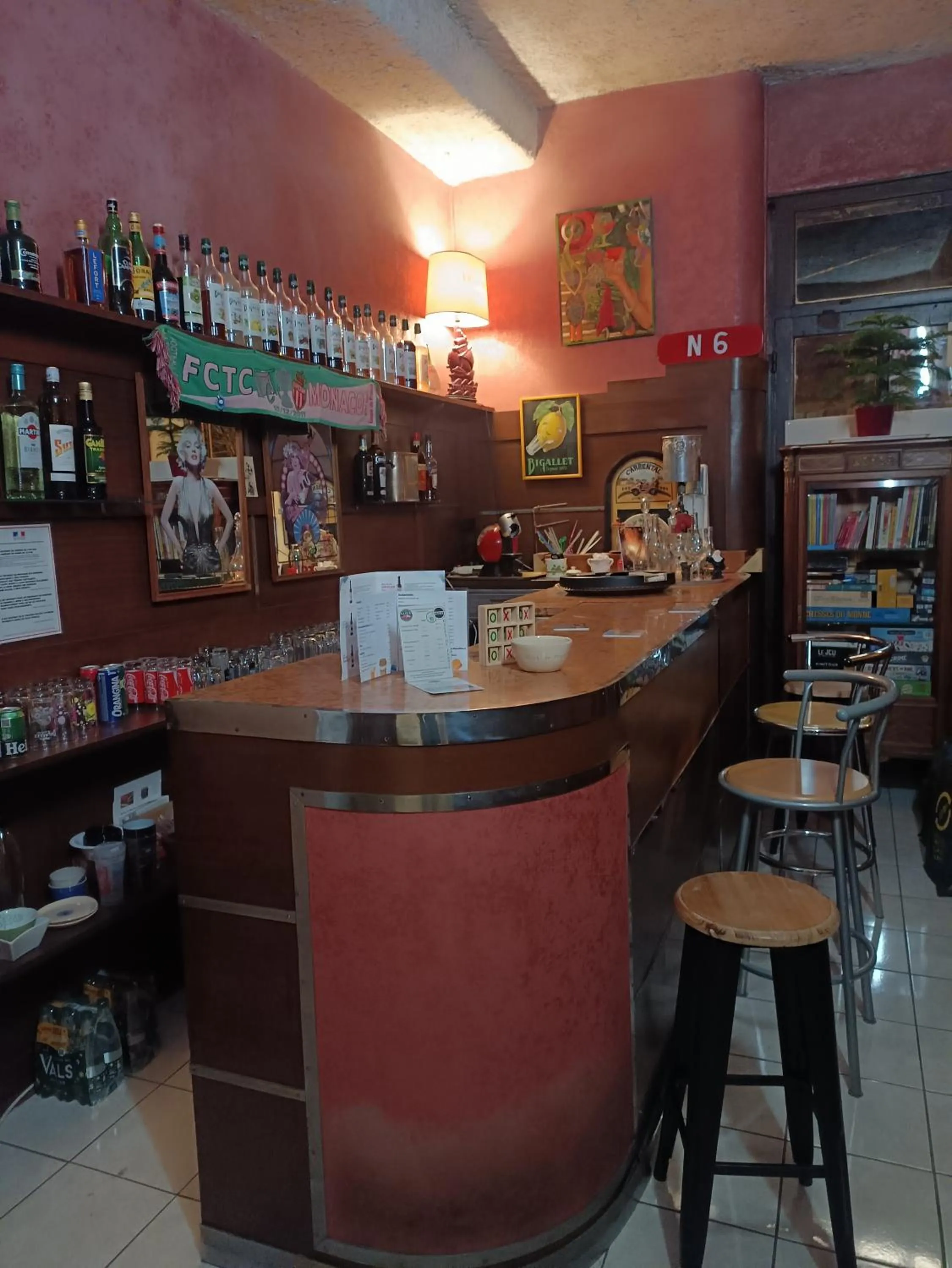 Lounge or bar in HOTEL DE FRANCE