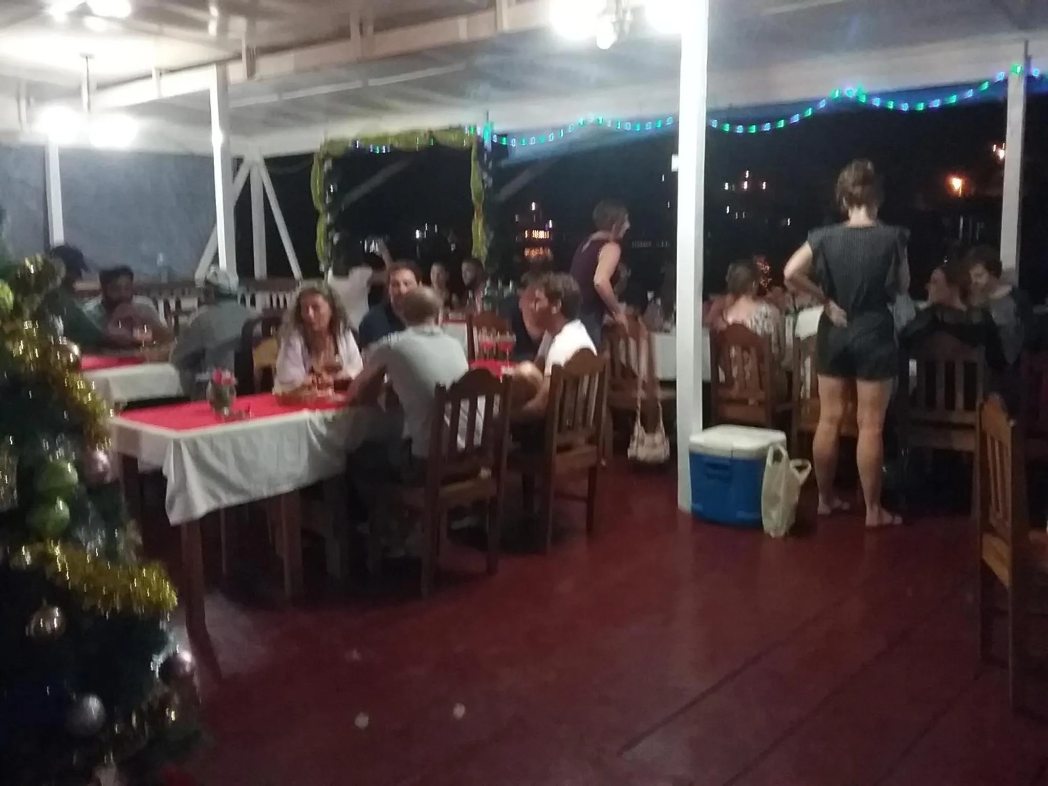 Restaurant/places to eat in Hotel Caribbean View