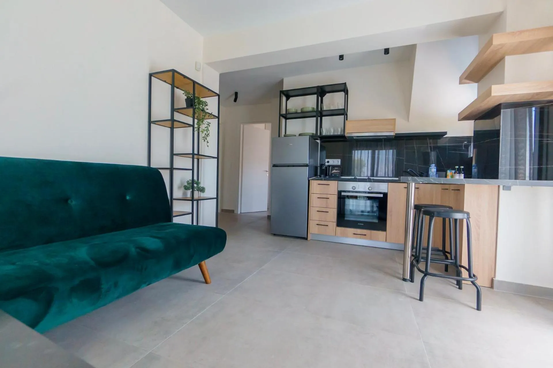 Kitchen or kitchenette in Lighthouse Apartments