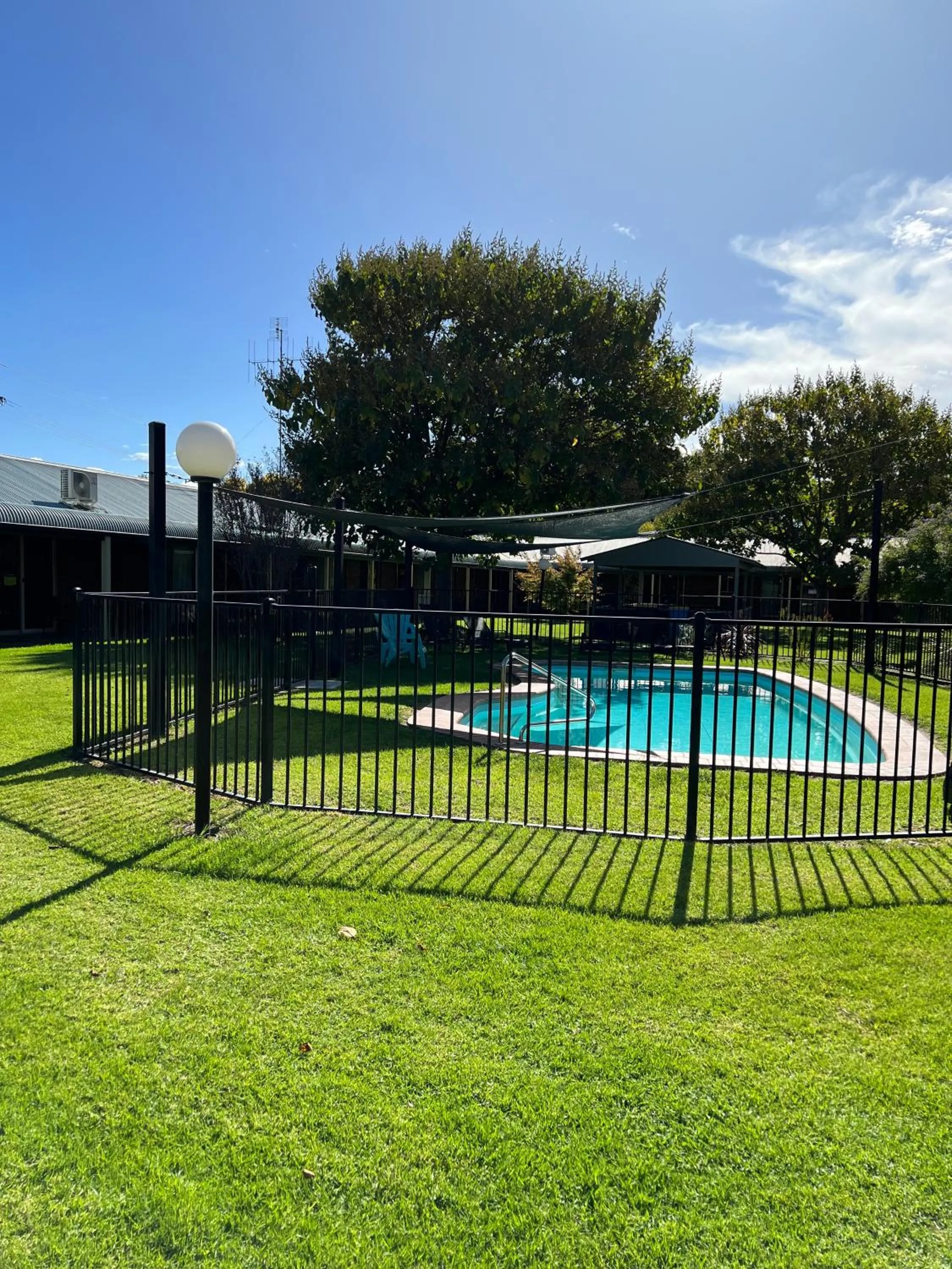 Swimming pool in Greenways Holiday Units