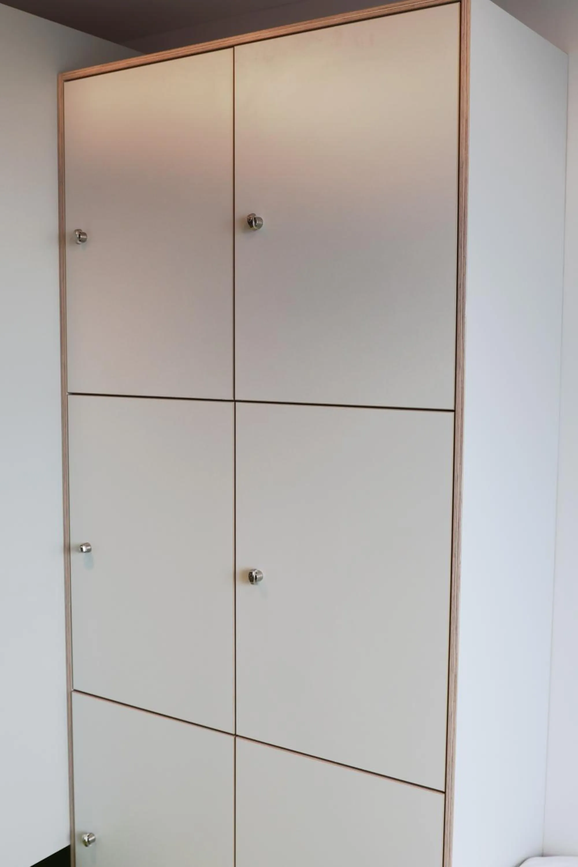 microwave in Clink i Lár